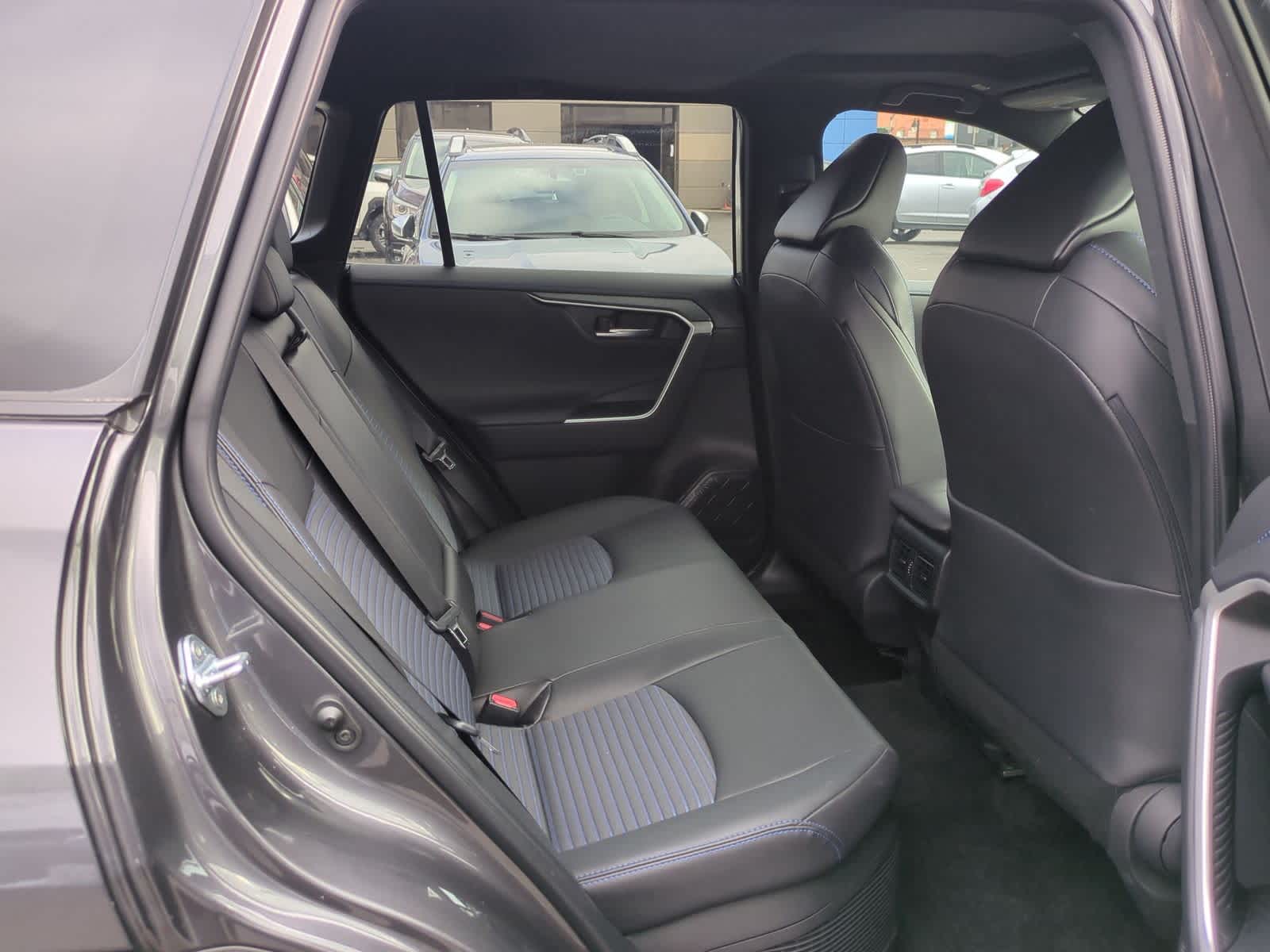 Thumbnail: 2024 Toyota RAV4 - 21