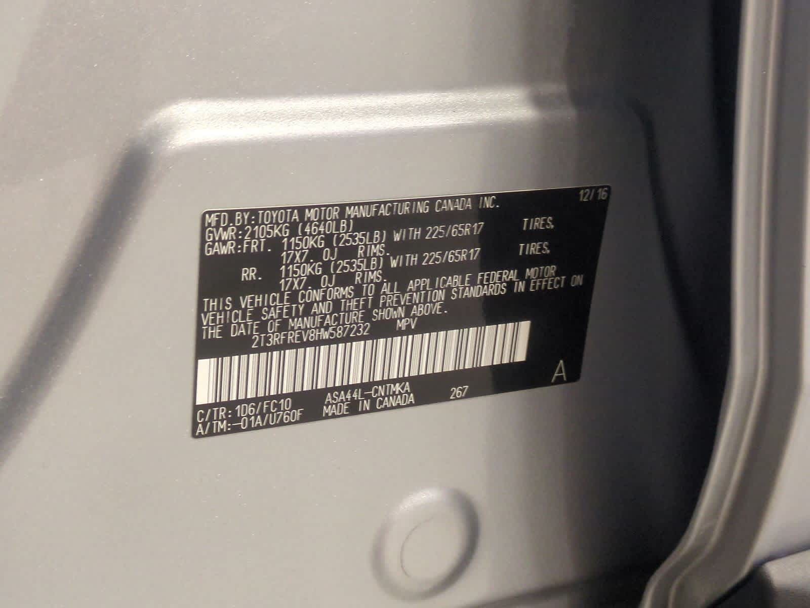 Thumbnail: 2017 Toyota RAV4 - 36