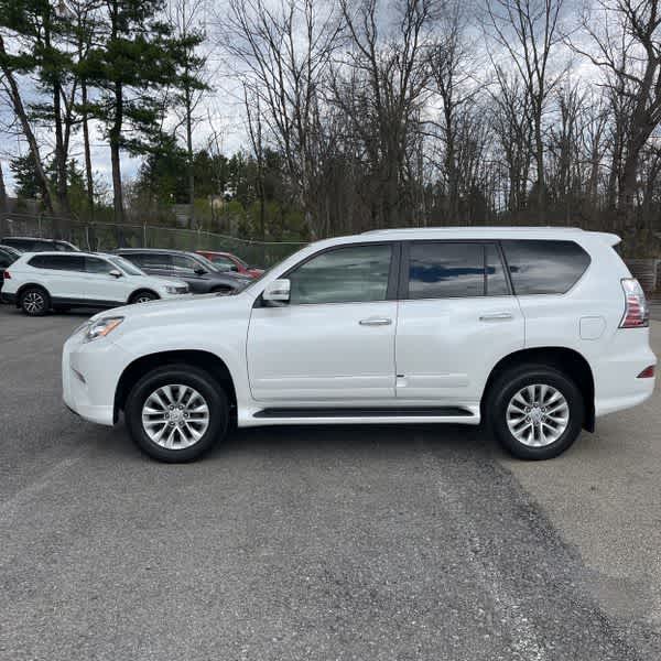 Thumbnail: 2019 Lexus GX - 5
