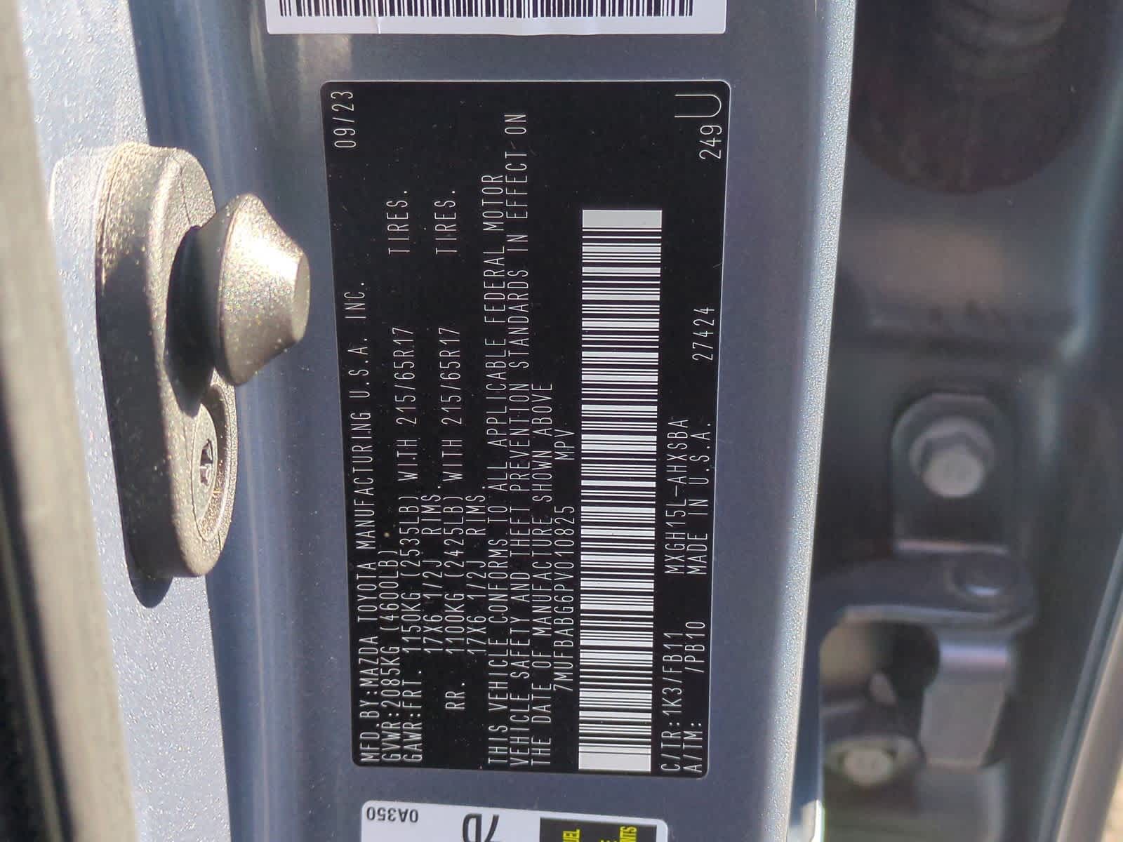 Thumbnail: 2023 Toyota Corolla Cross - 34