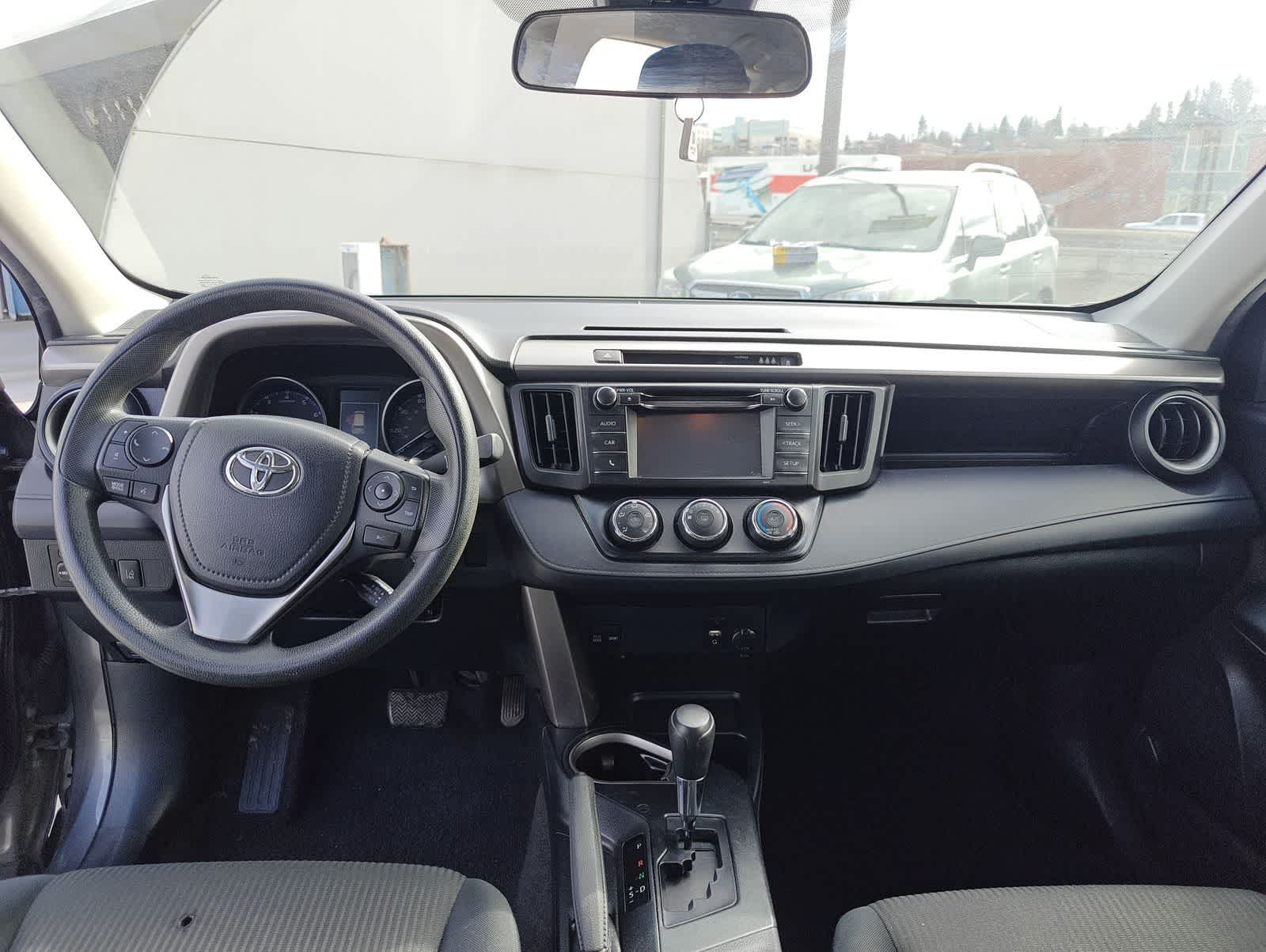 Thumbnail: 2017 Toyota RAV4 - 15