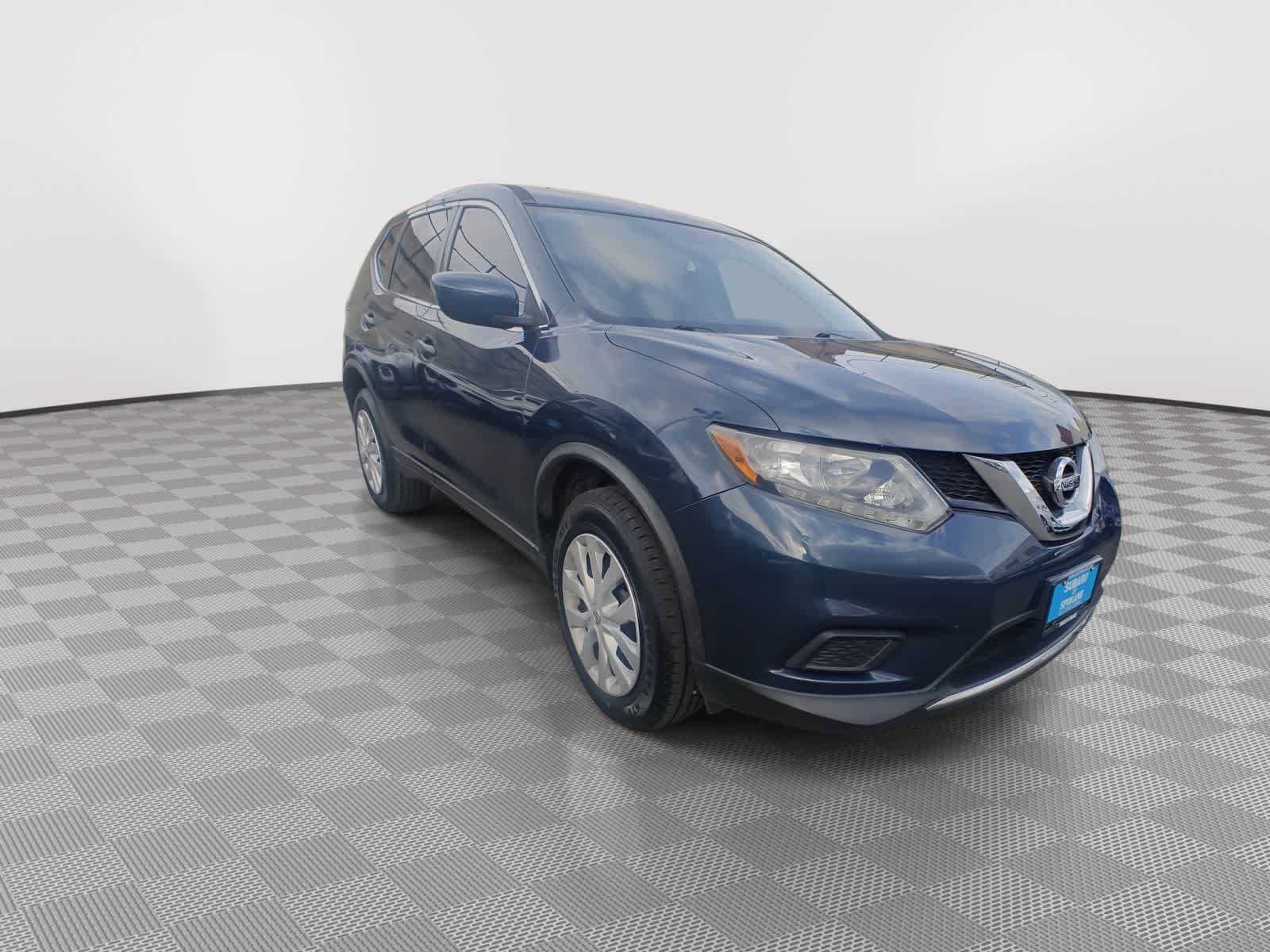 Thumbnail: 2016 Nissan Rogue - 2