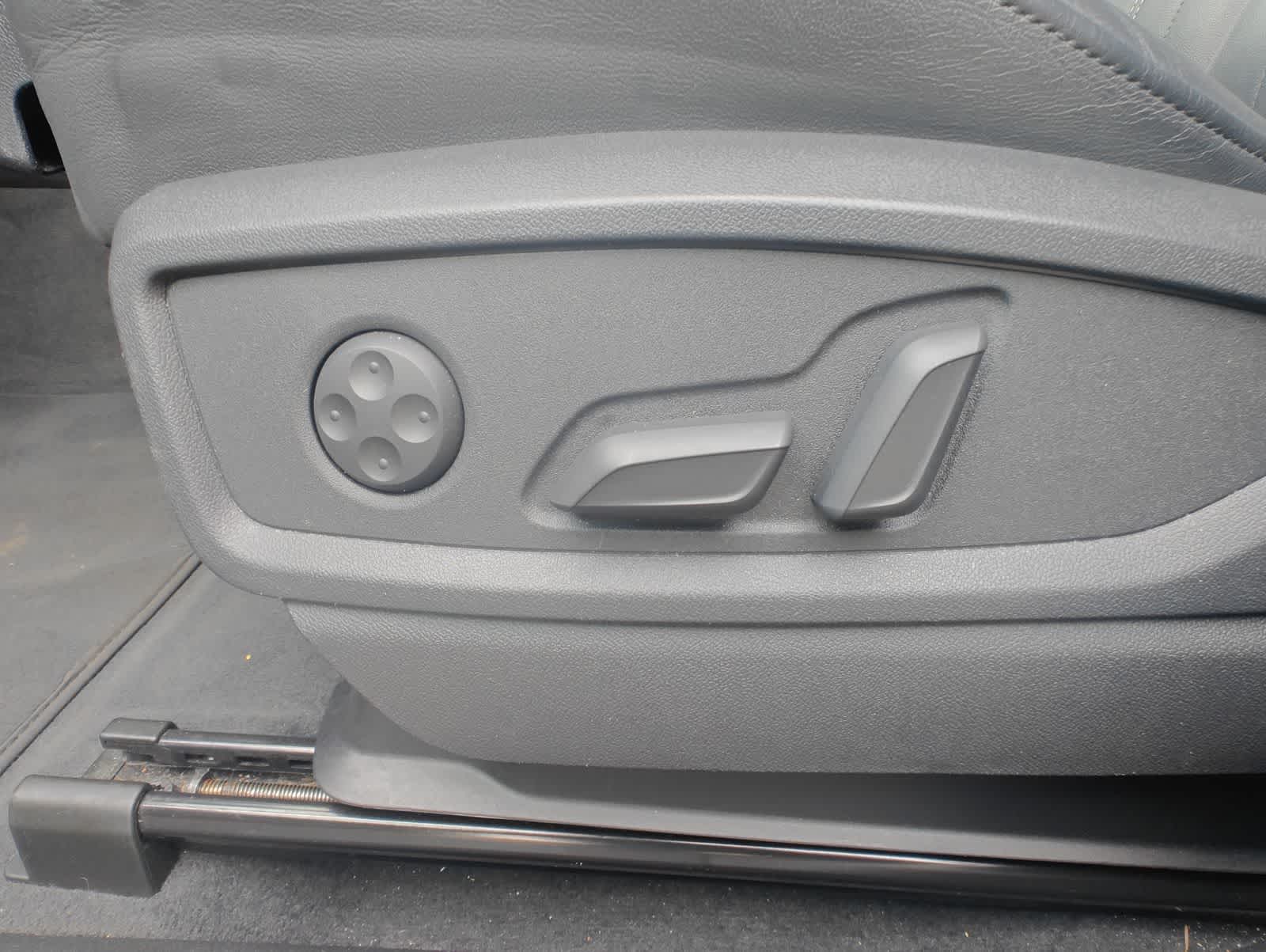 Thumbnail: 2024 Audi Q5 - 17