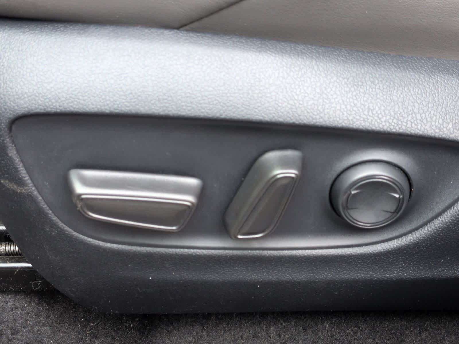 Thumbnail: 2024 Toyota RAV4 - 18