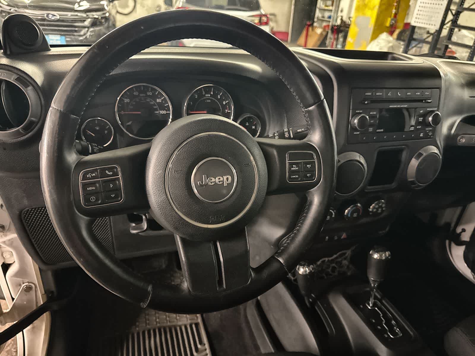 Thumbnail: 2013 Jeep Wrangler - 23