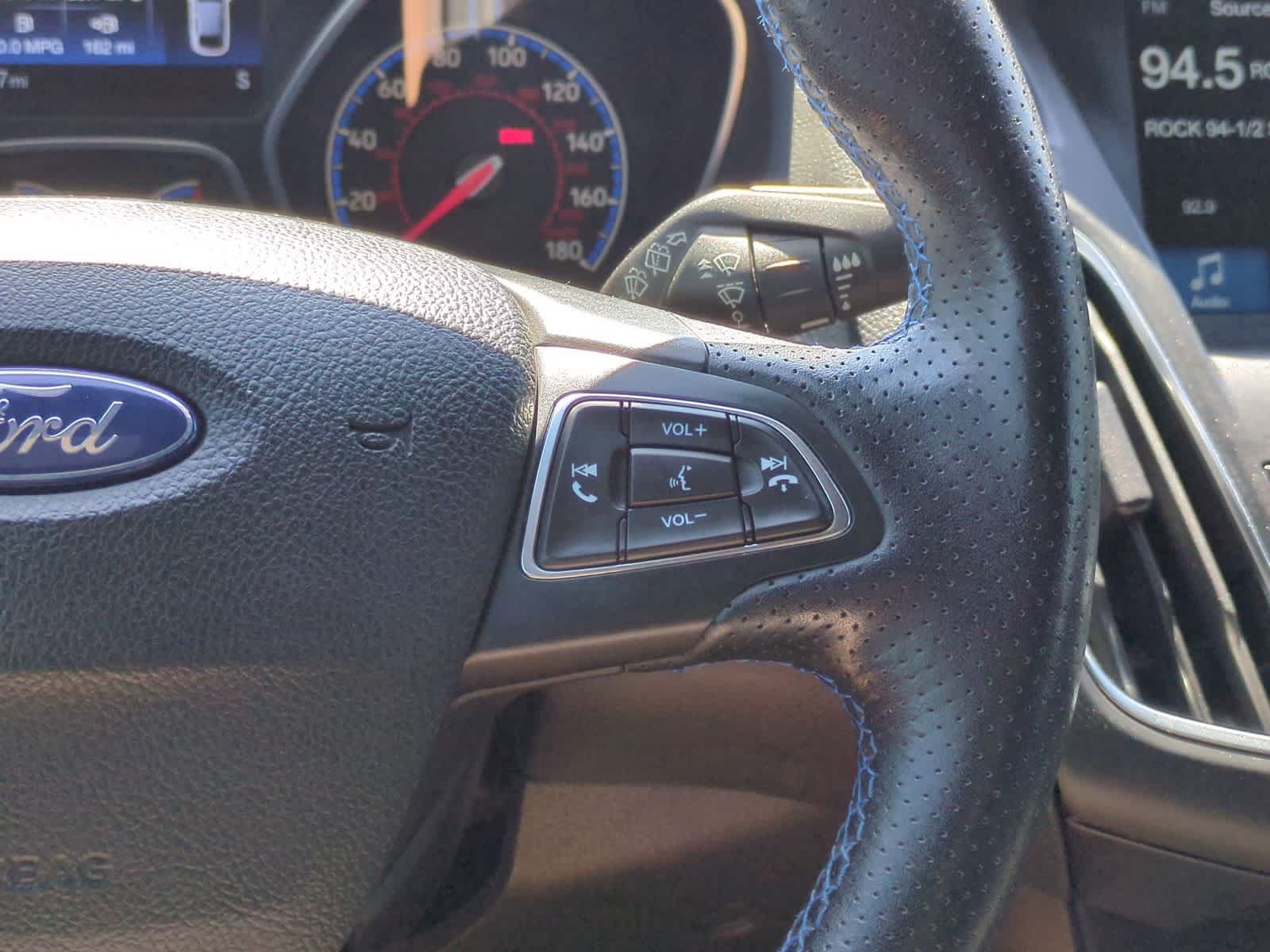 Thumbnail: 2016 Ford Focus - 26