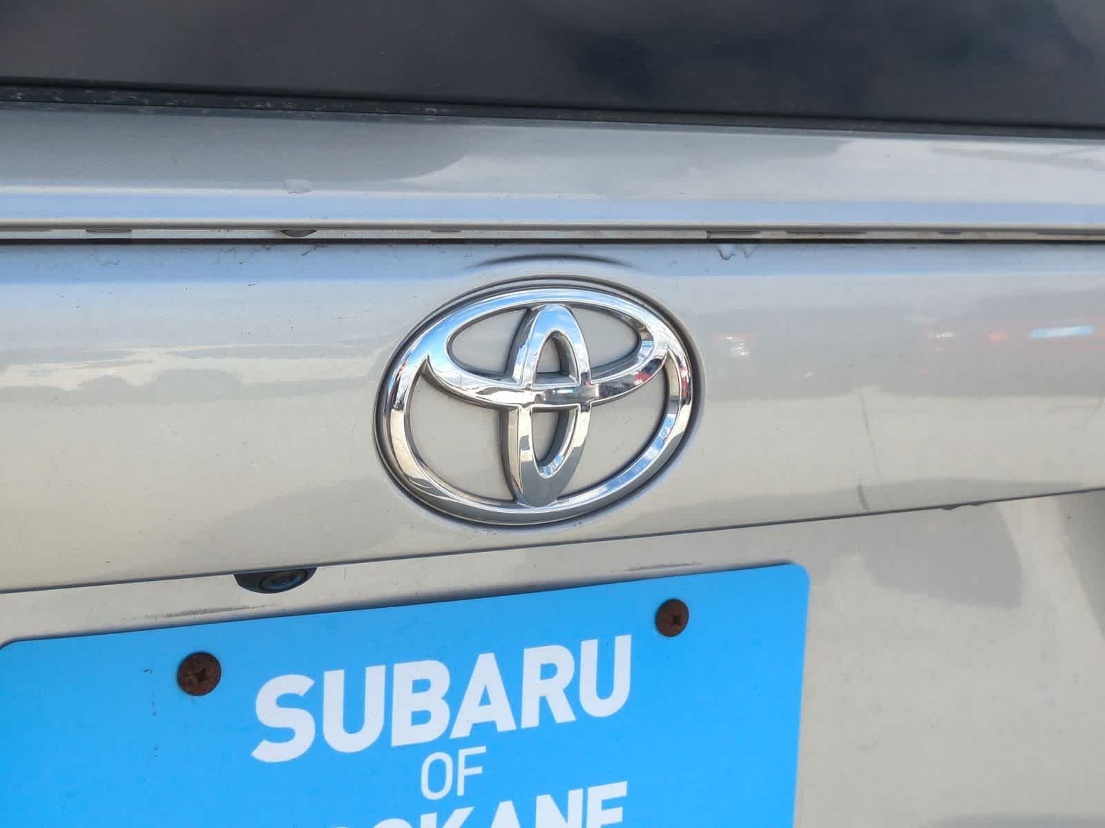 Thumbnail: 2020 Toyota RAV4 - 12