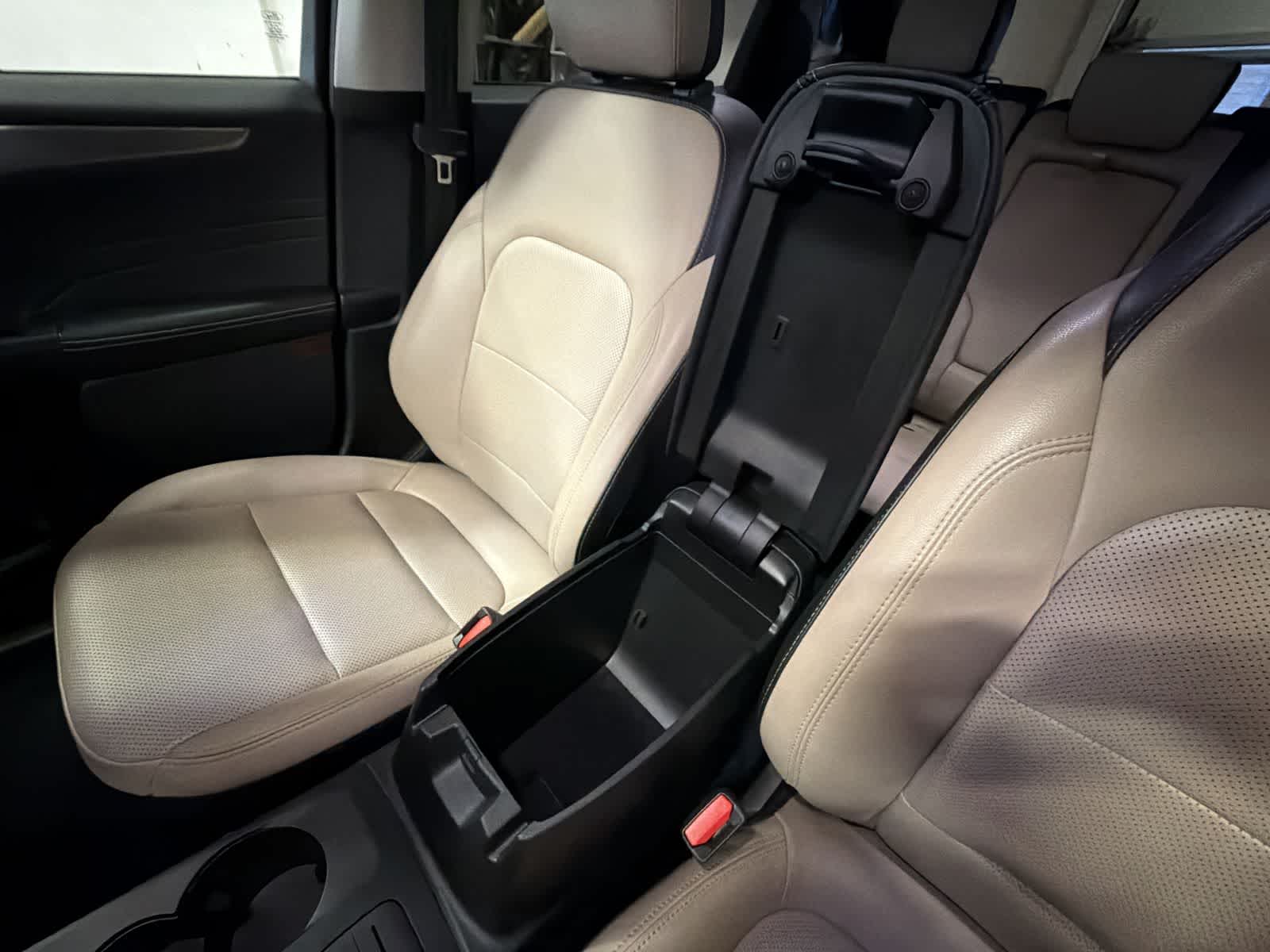 Thumbnail: 2022 Ford Escape - 28