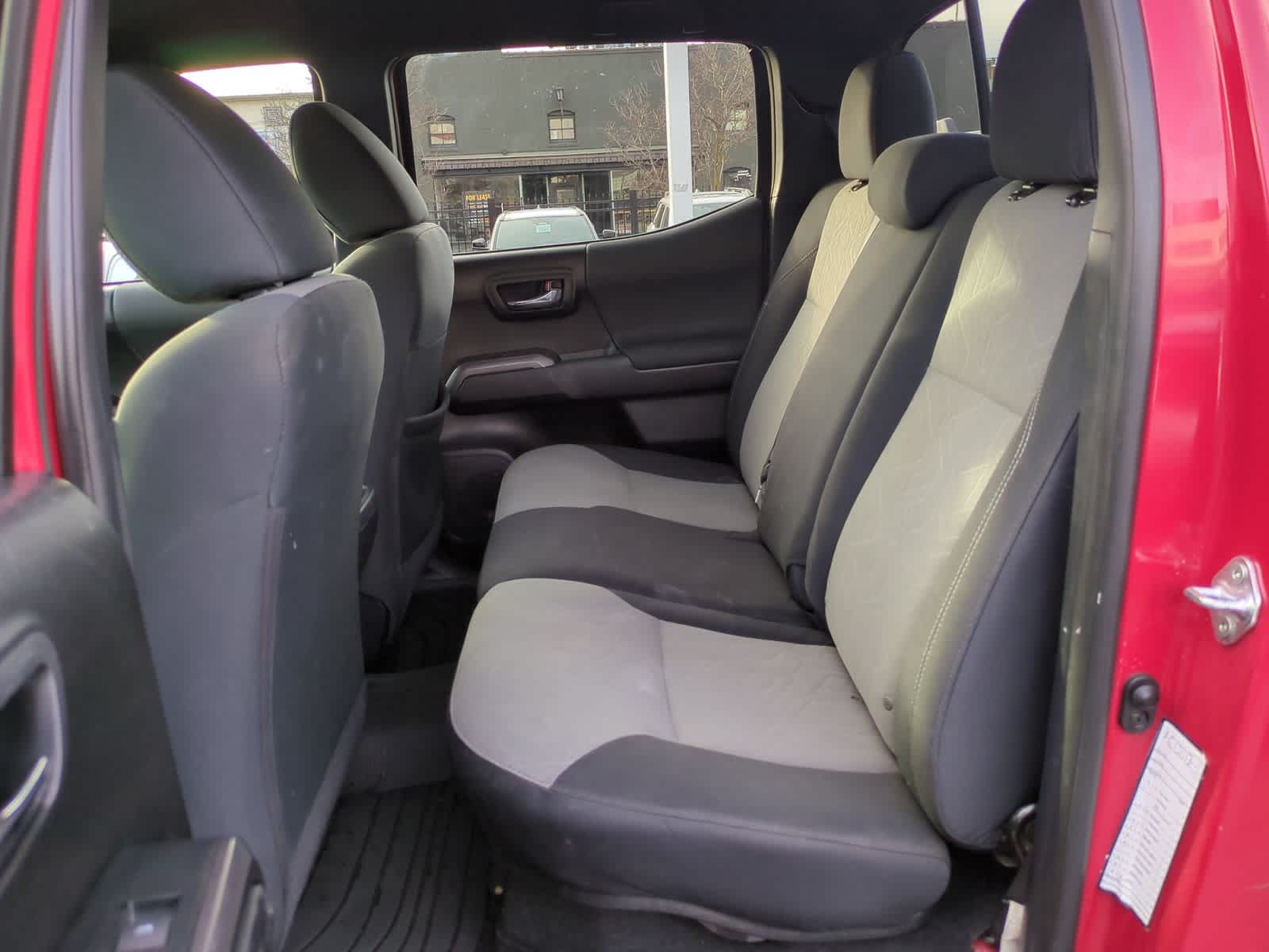 Thumbnail: 2021 Toyota Tacoma - 20