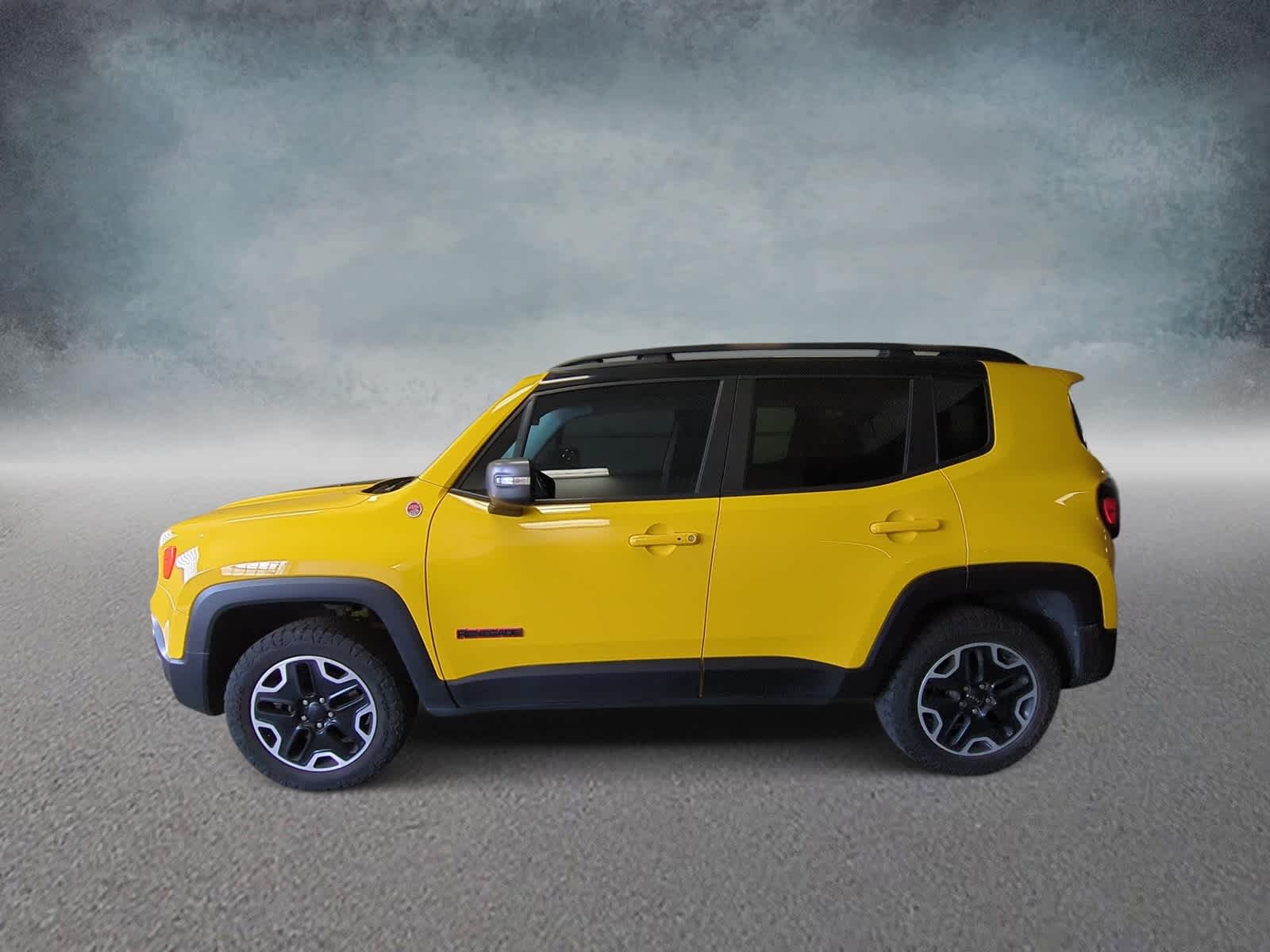Thumbnail: 2017 Jeep Renegade - 5