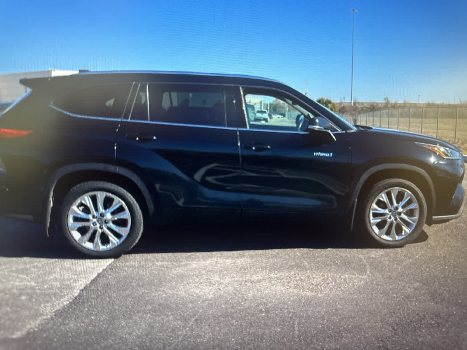 Thumbnail: 2021 Toyota Highlander - 6