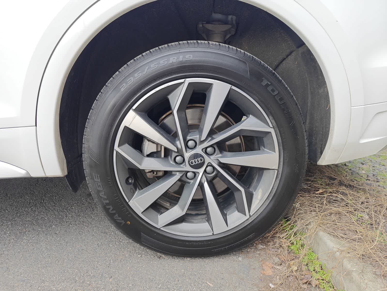 Thumbnail: 2024 Audi Q5 - 13