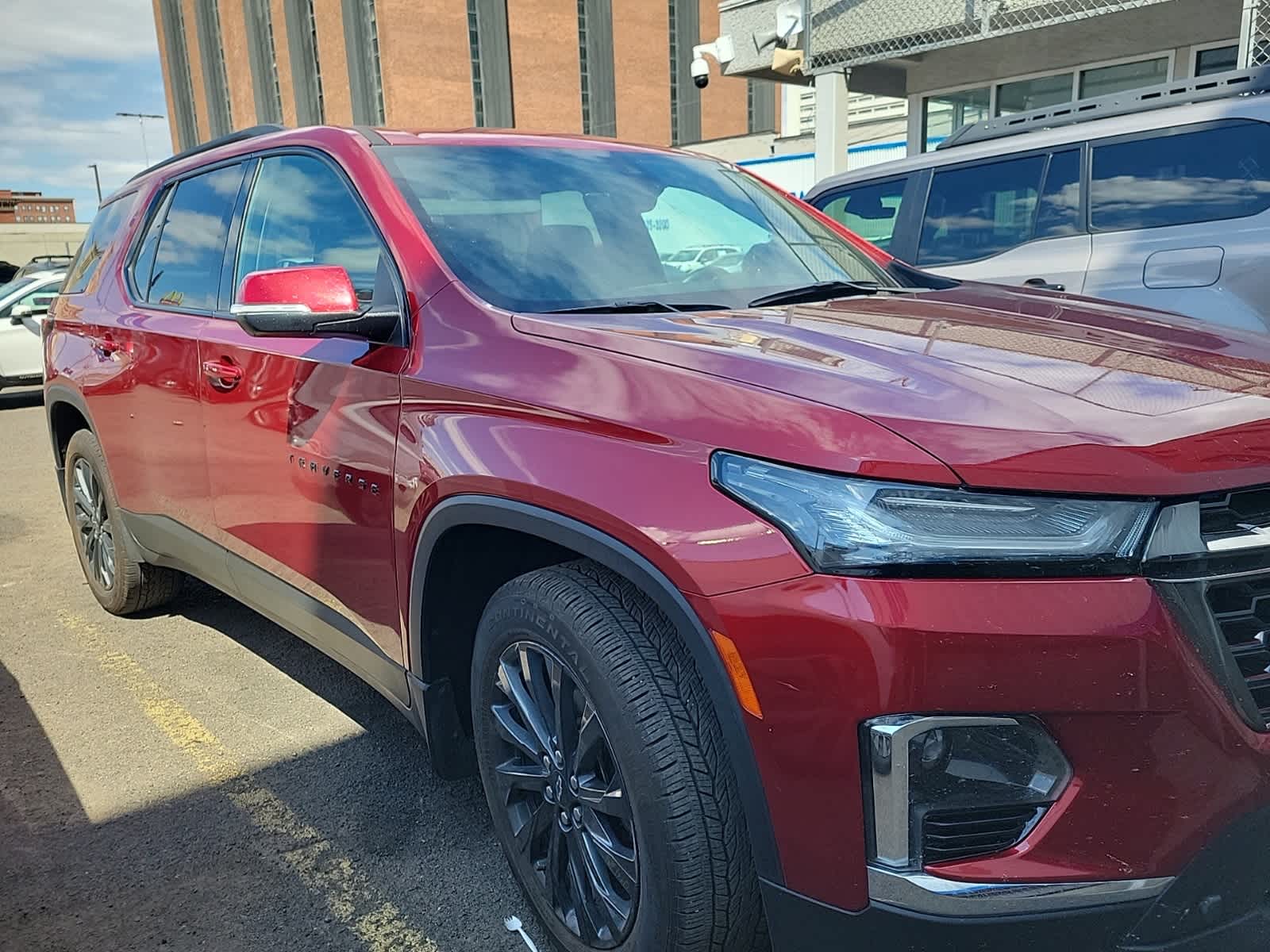 Thumbnail: 2023 Chevrolet Traverse - 2