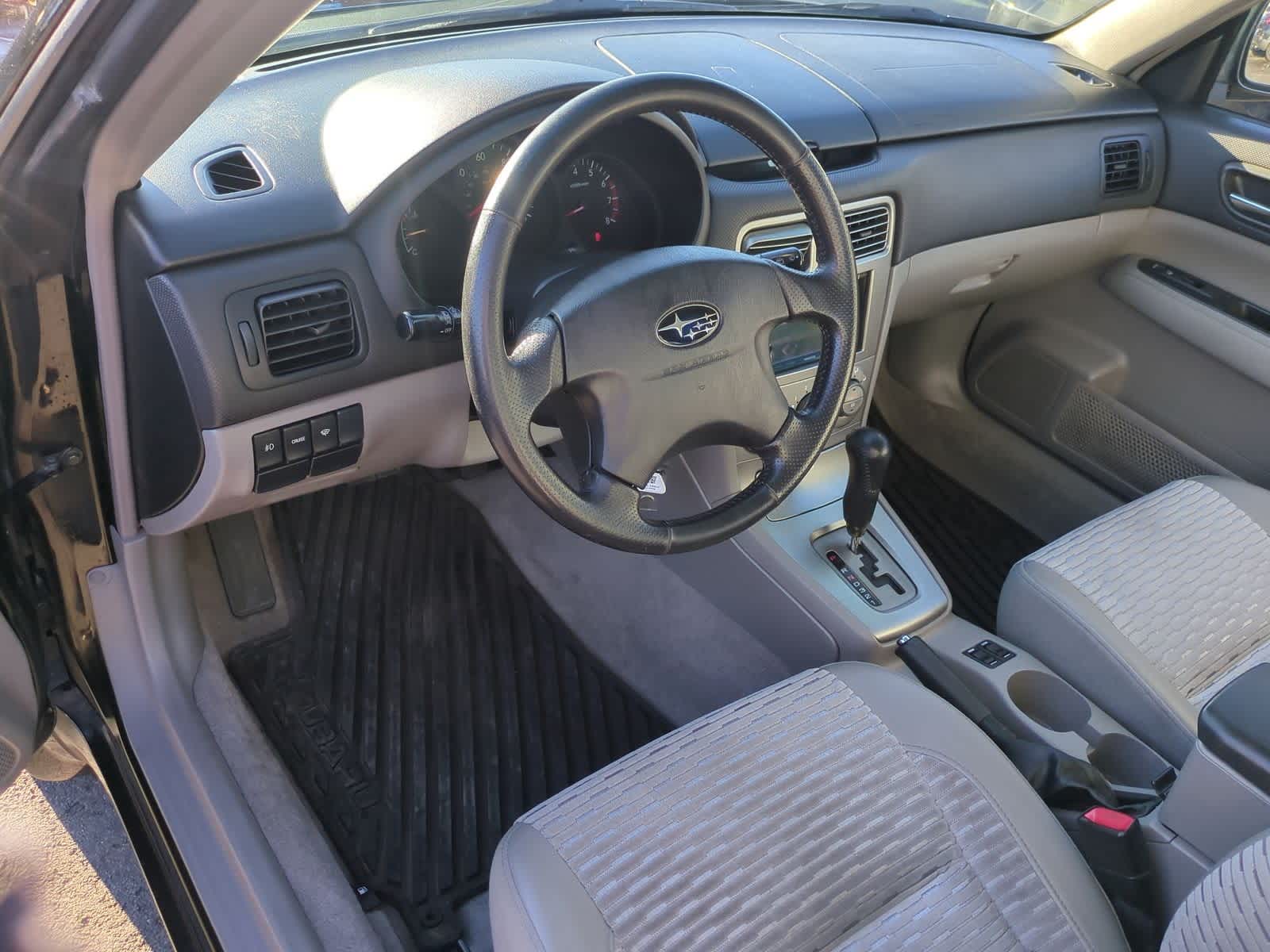 Thumbnail: 2004 Subaru Forester - 10