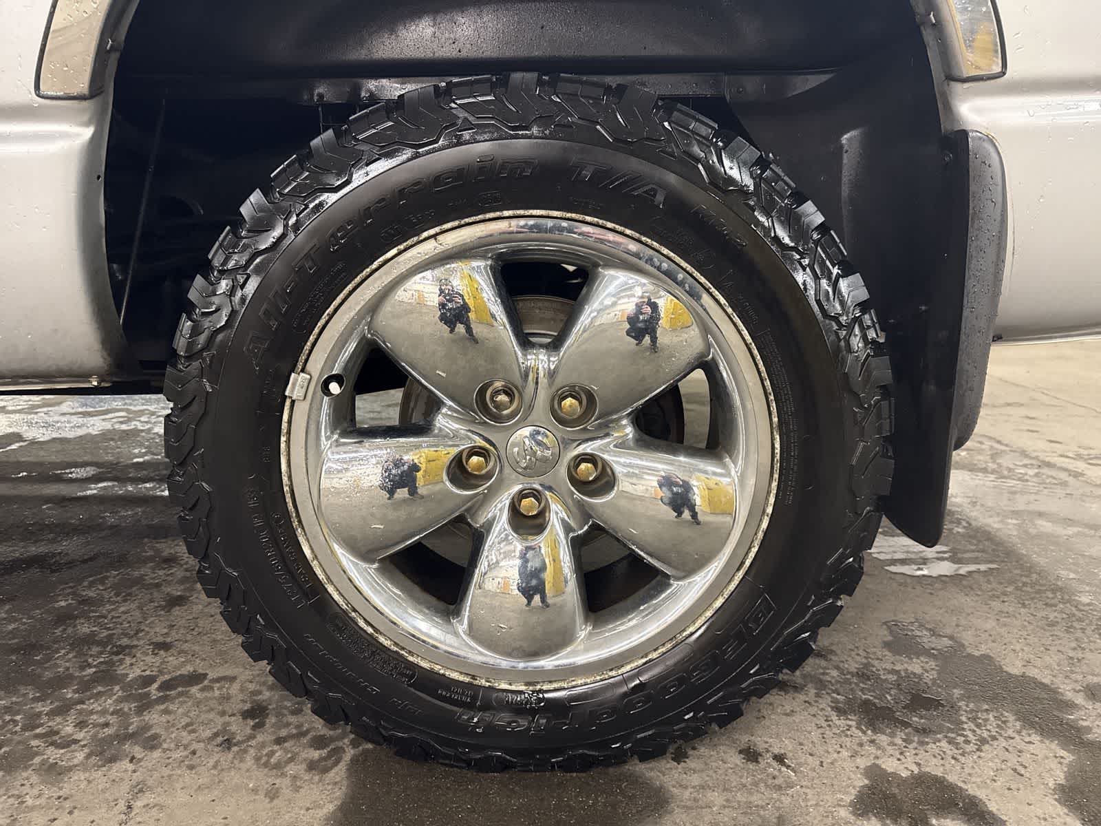 Thumbnail: 2005 Dodge Ram 1500 - 14