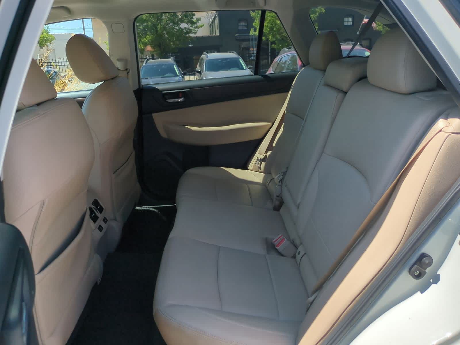 Thumbnail: 2015 Subaru Outback - 21