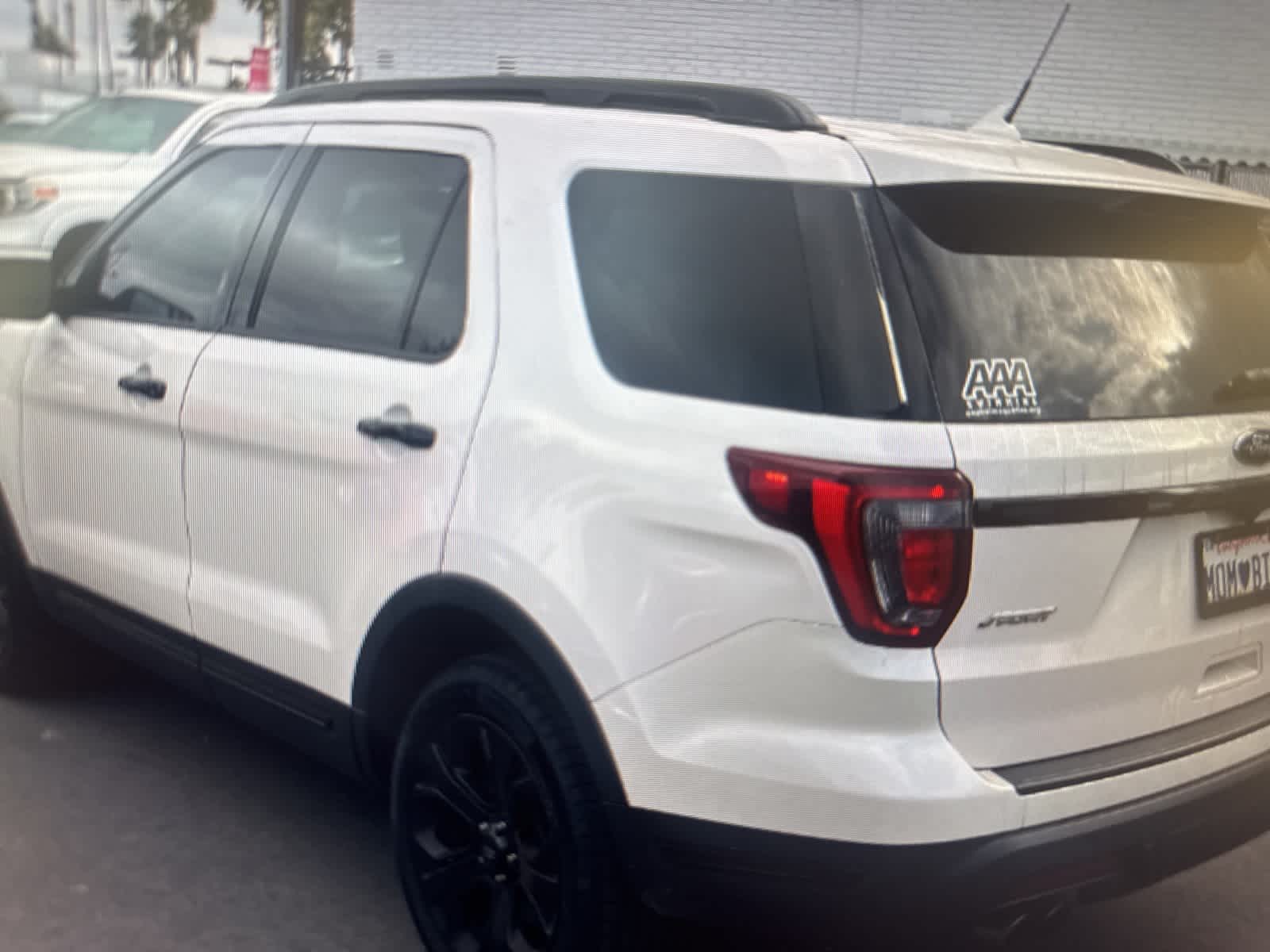 Thumbnail: 2019 Ford Explorer - 3