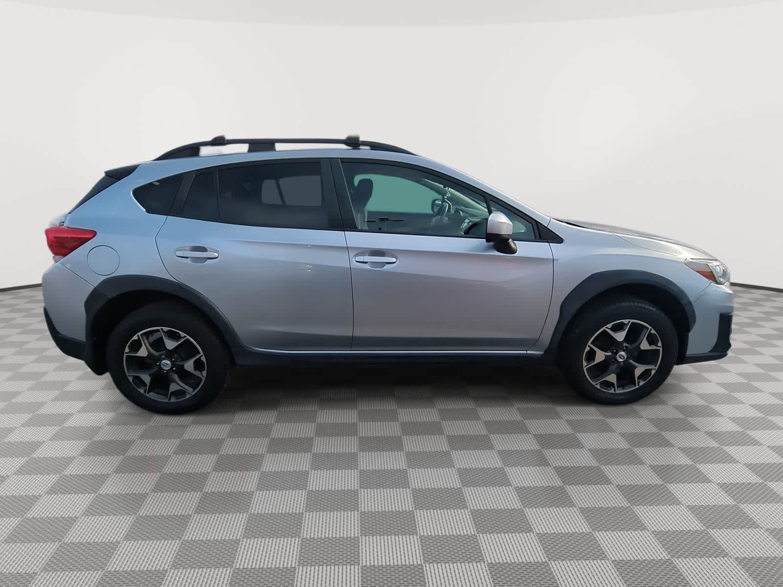 Thumbnail: 2018 Subaru Crosstrek - 9