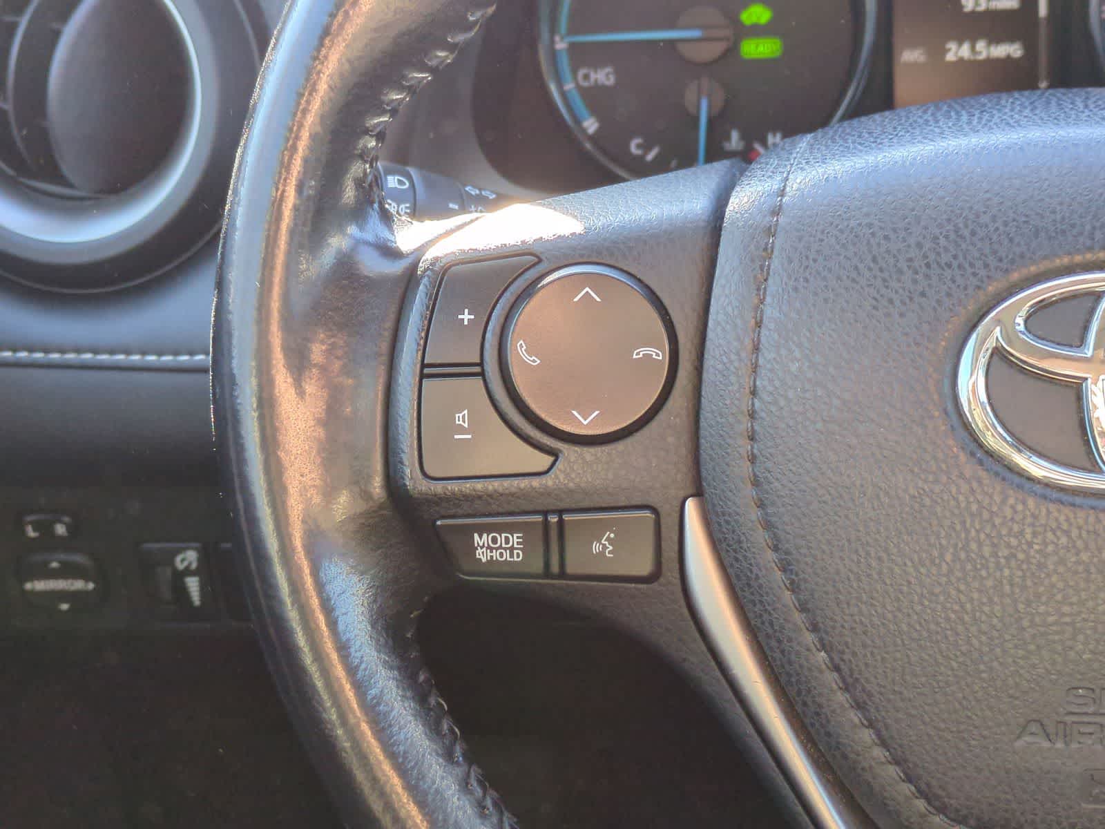 Thumbnail: 2018 Toyota RAV4 - 24