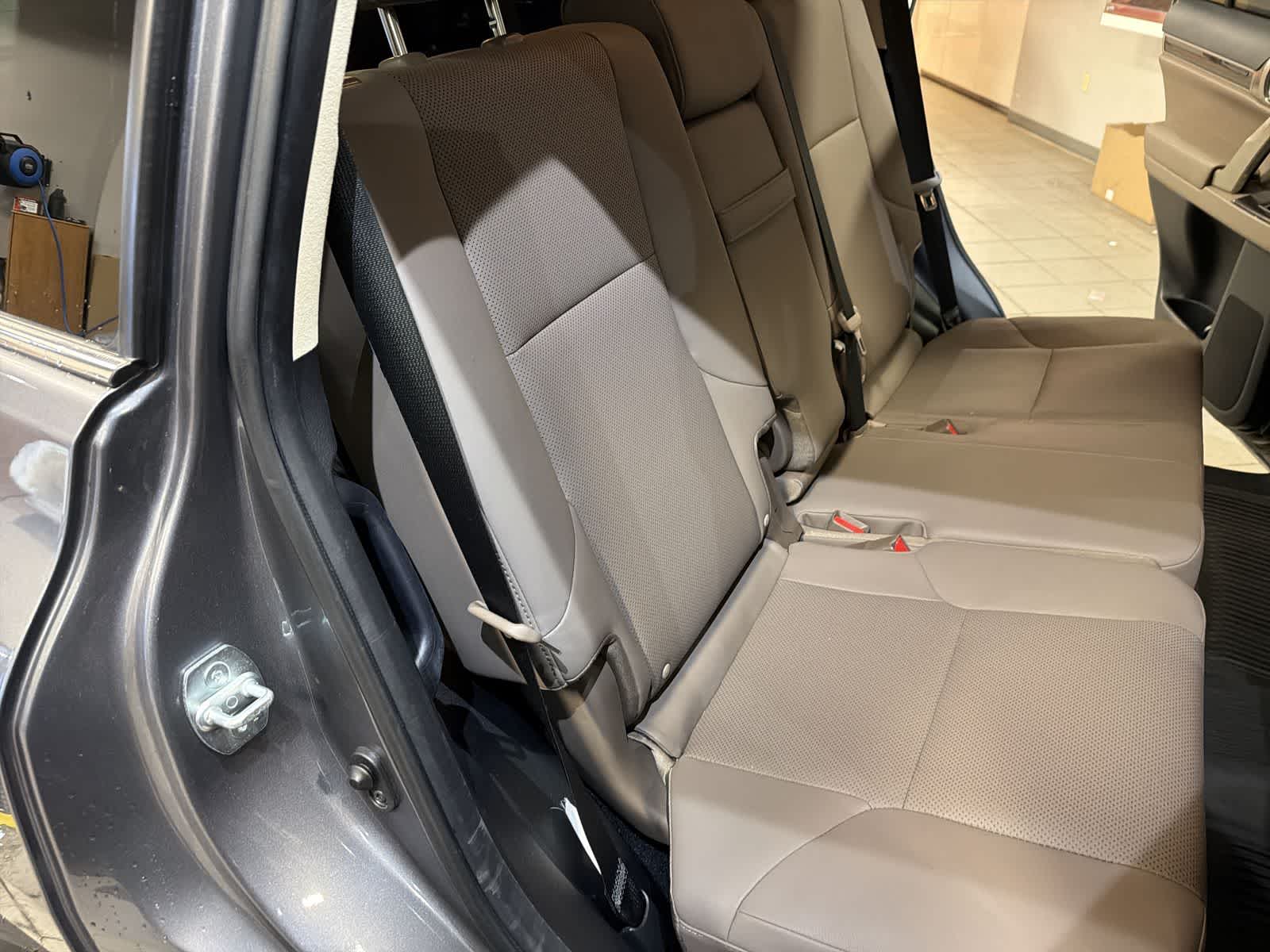 Thumbnail: 2020 Lexus GX - 22