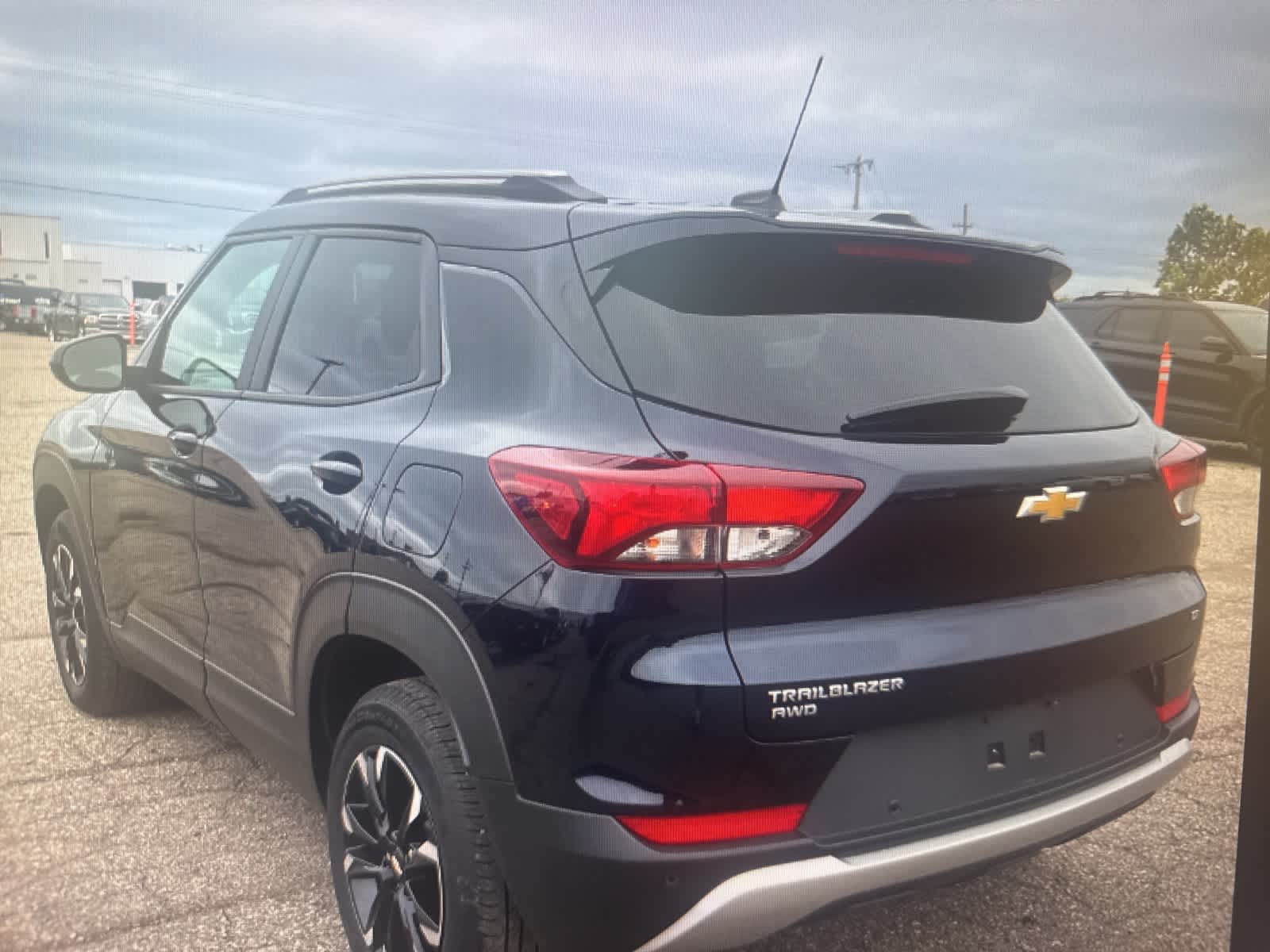 Thumbnail: 2021 Chevrolet TrailBlazer - 3