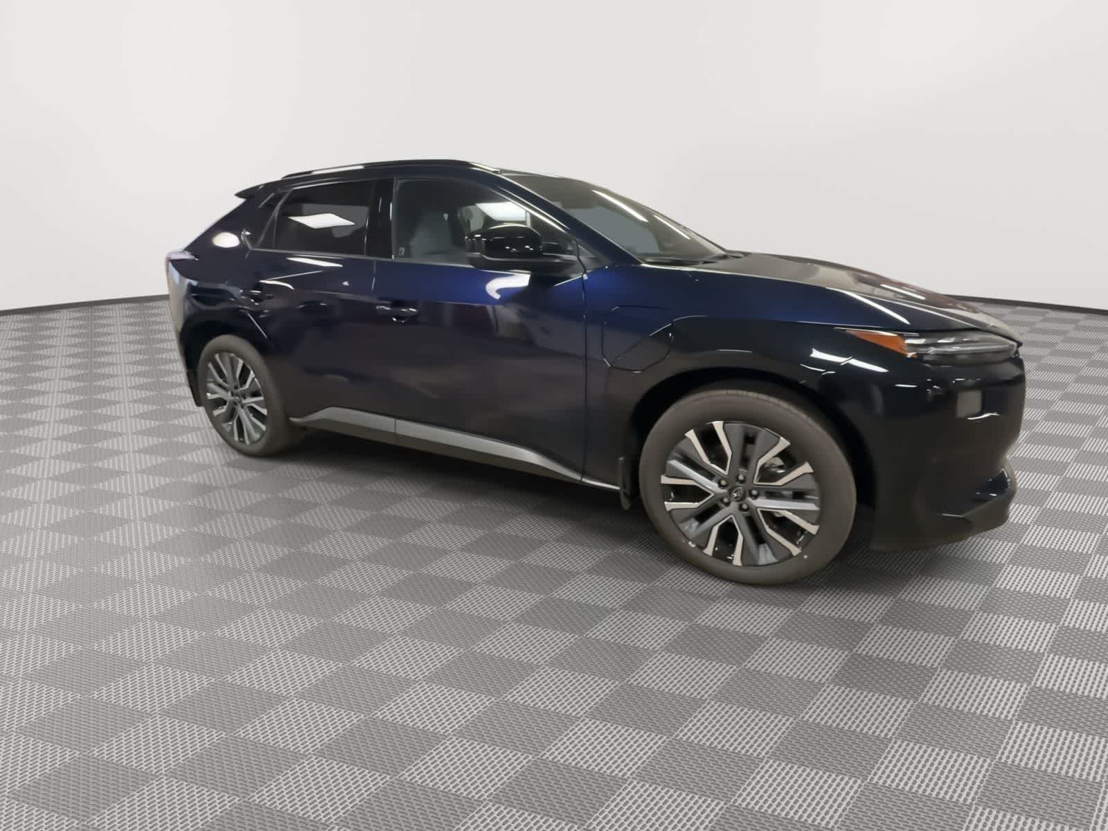 Thumbnail: 2026 Subaru Solterra - 2