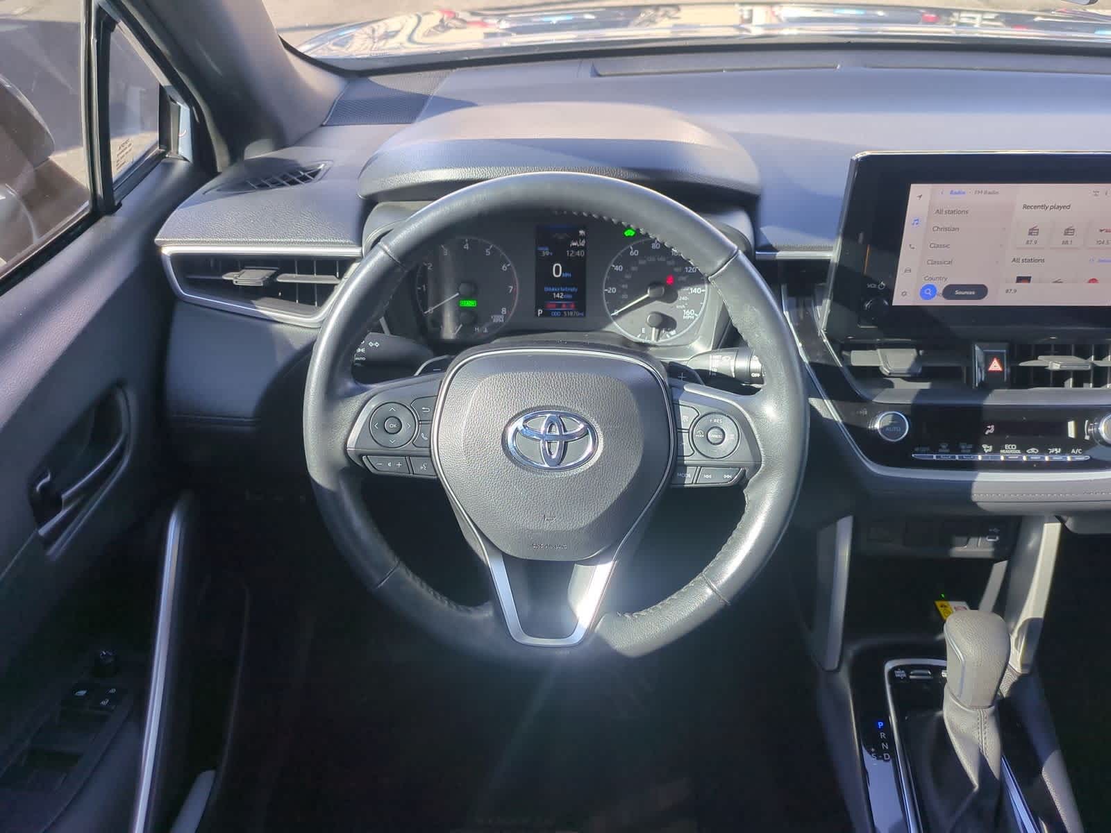 Thumbnail: 2023 Toyota Corolla Cross - 23