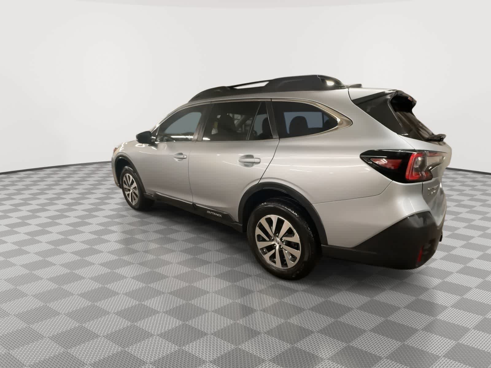 Thumbnail: 2022 Subaru Outback - 6