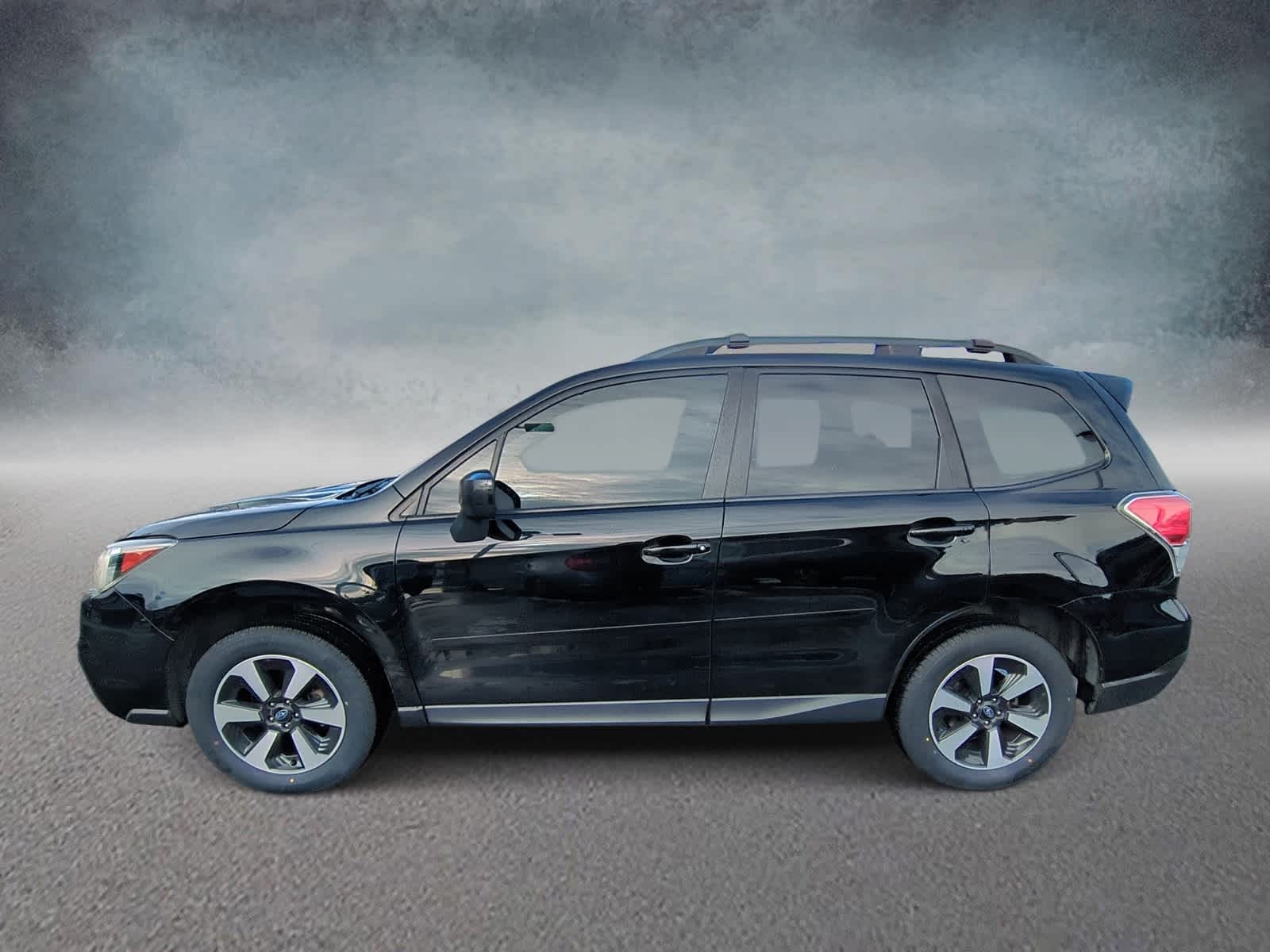 Thumbnail: 2017 Subaru Forester - 5