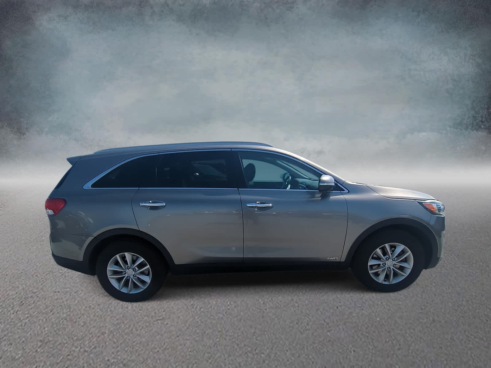Thumbnail: 2016 Kia Sorento - 9