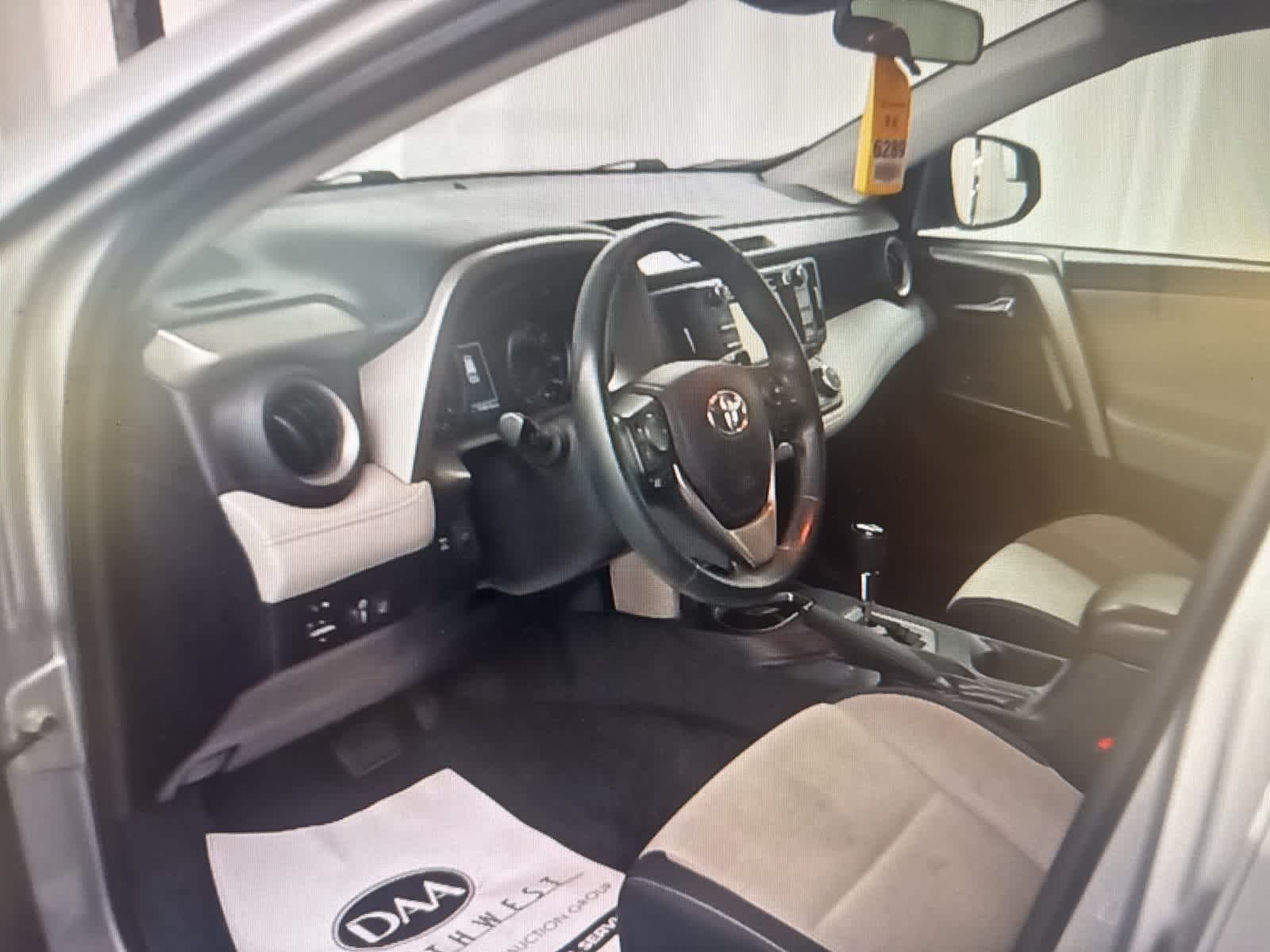 Thumbnail: 2017 Toyota RAV4 - 5