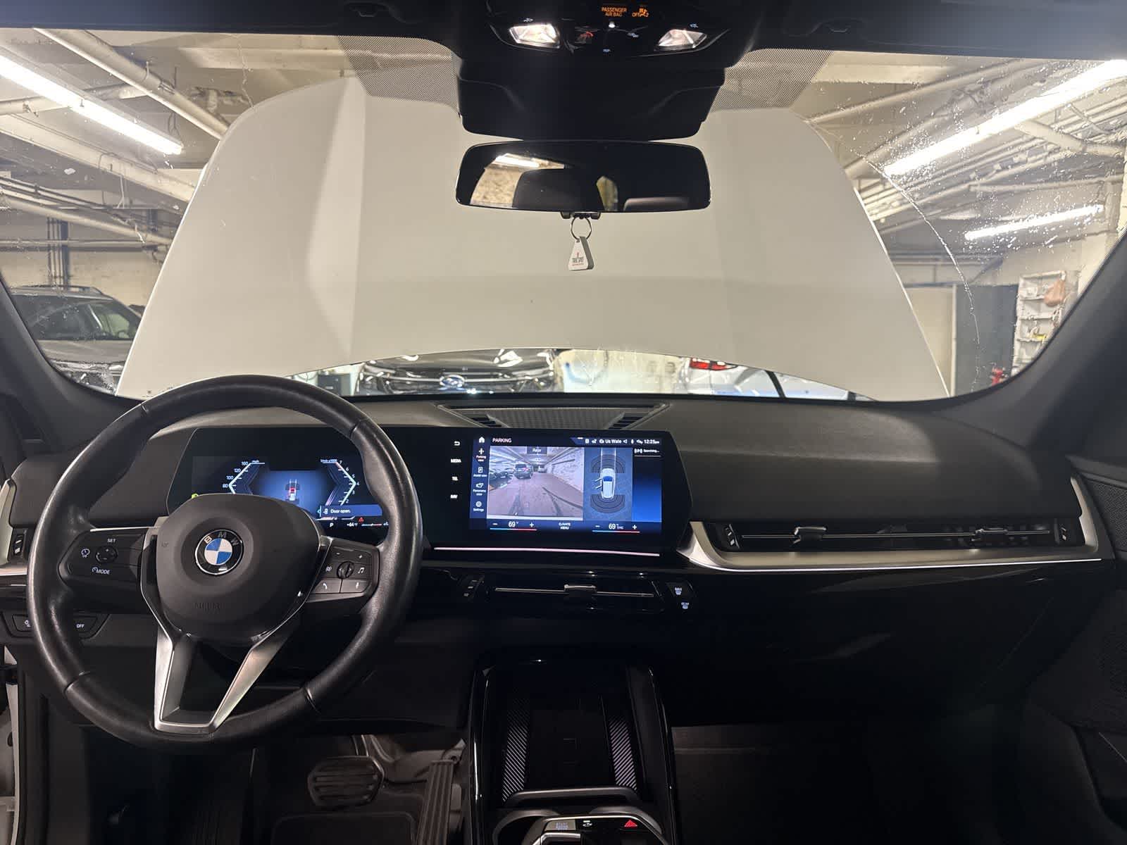 Thumbnail: 2023 BMW X1 - 15