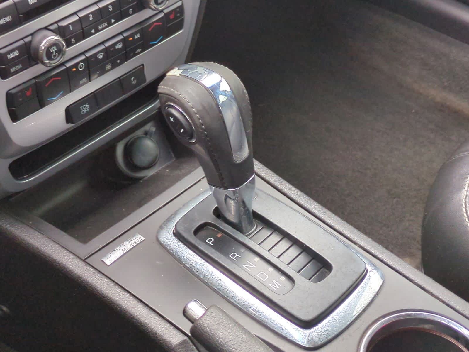 Thumbnail: 2012 Ford Fusion - 32