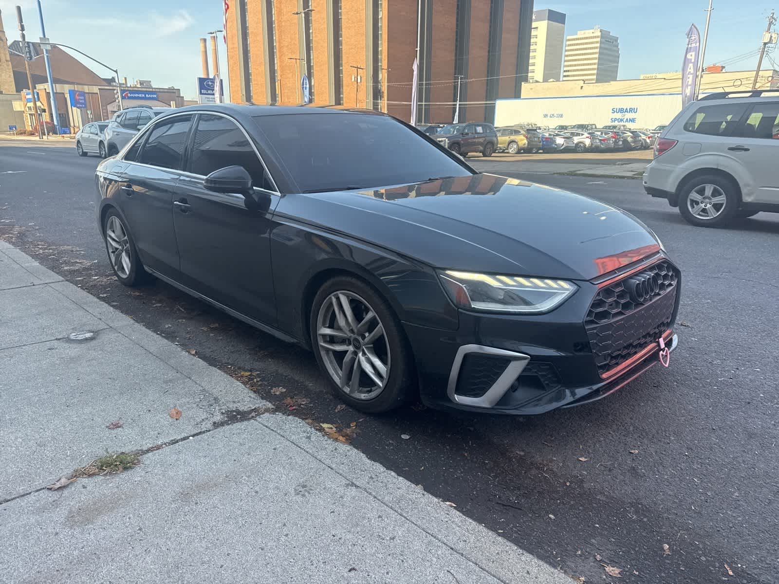 2022 Audi A4 S line Quattro Premium Plus photo 2