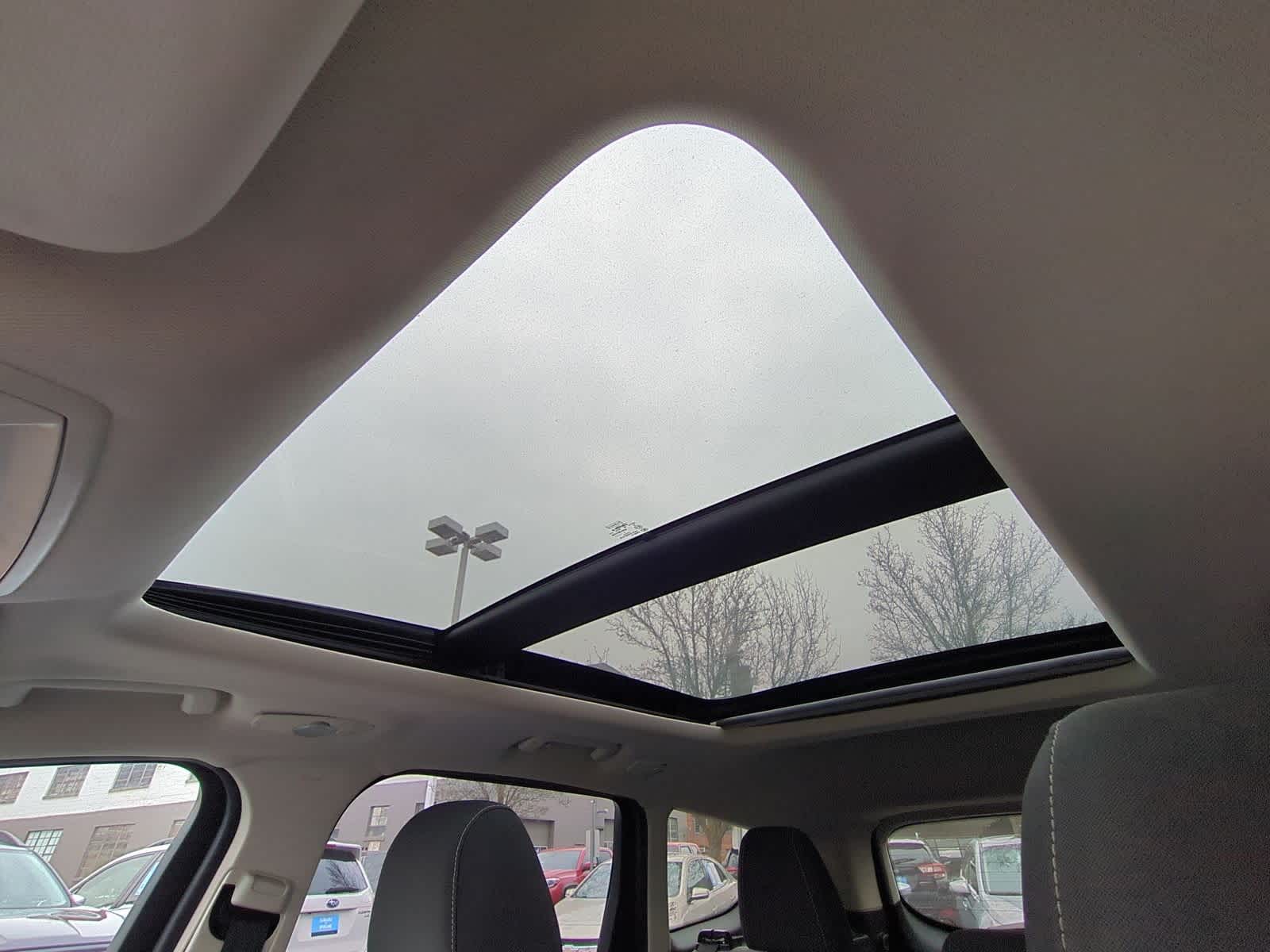 Thumbnail: 2014 Ford Escape - 19