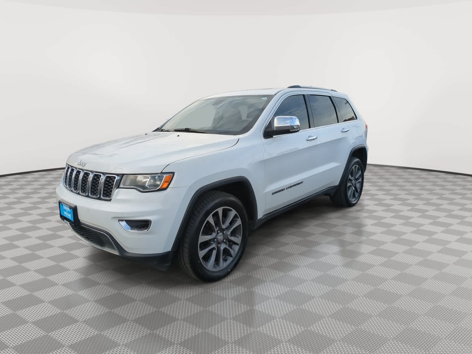 Thumbnail: 2018 Jeep Grand Cherokee - 4