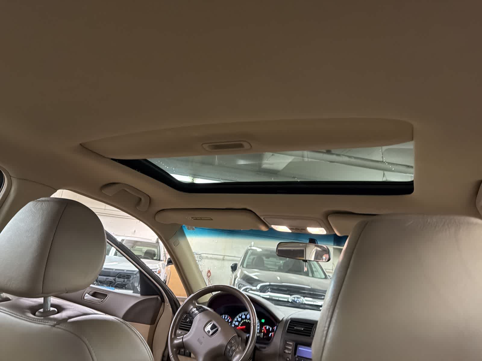 Thumbnail: 2003 Honda Accord - 23