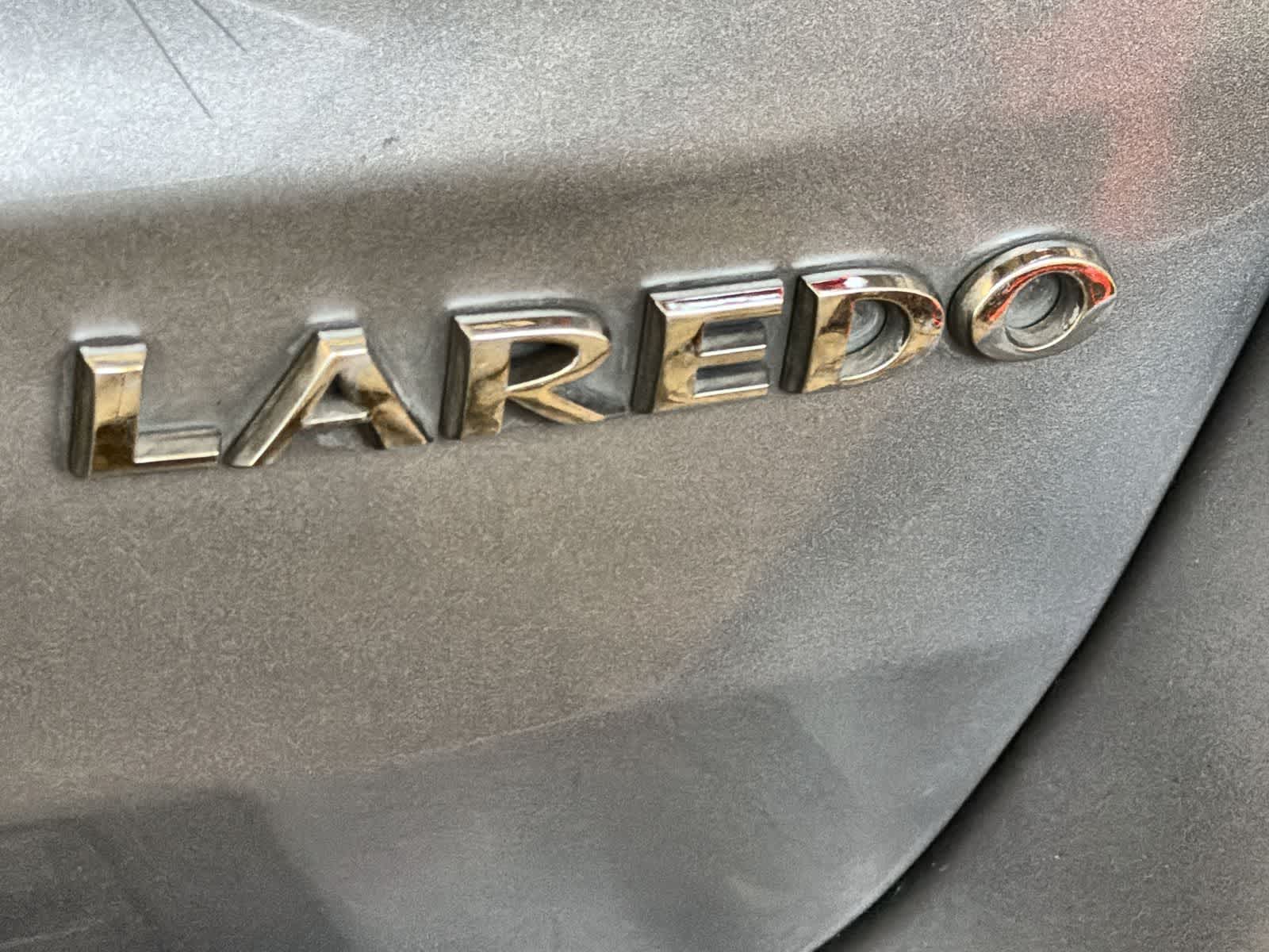 Thumbnail: 2015 Jeep Grand Cherokee - 13