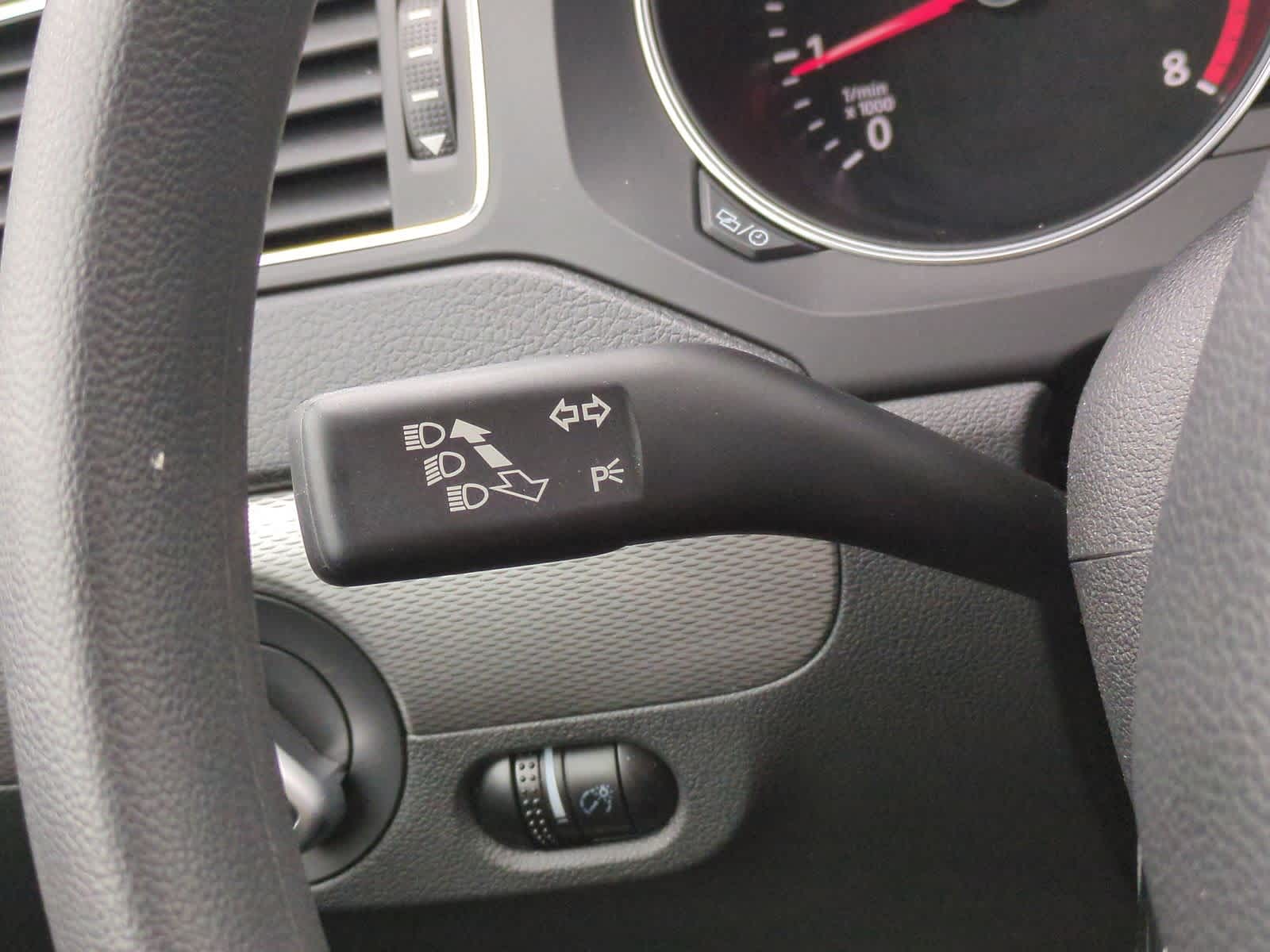 Thumbnail: 2018 Volkswagen Jetta - 27