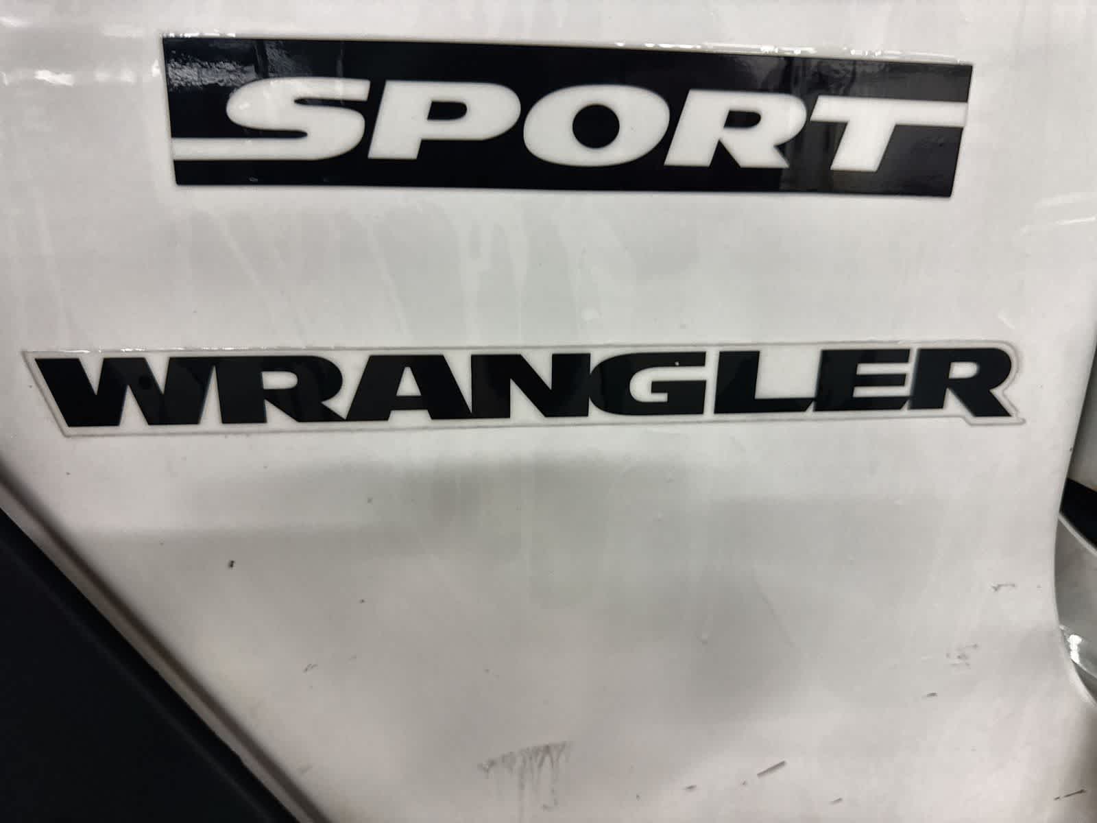 Thumbnail: 2013 Jeep Wrangler - 13