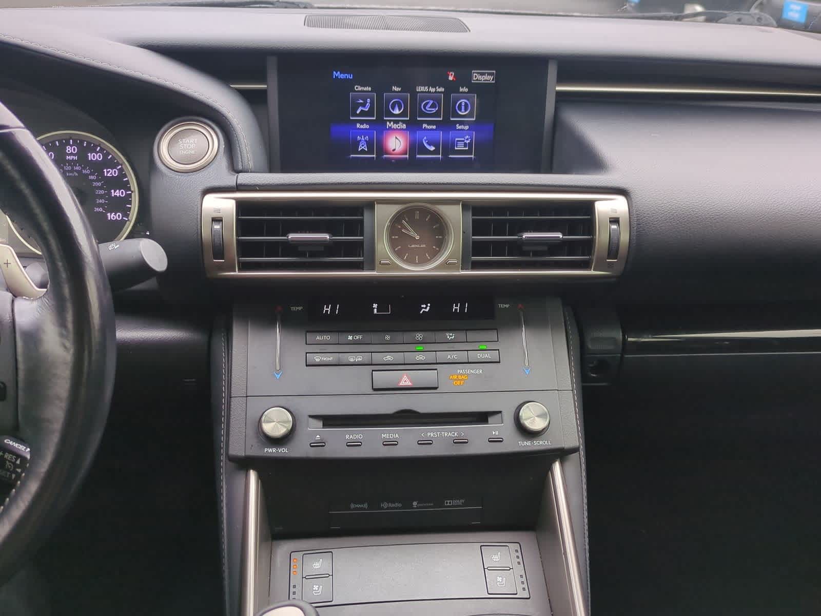 Thumbnail: 2015 Lexus IS - 29