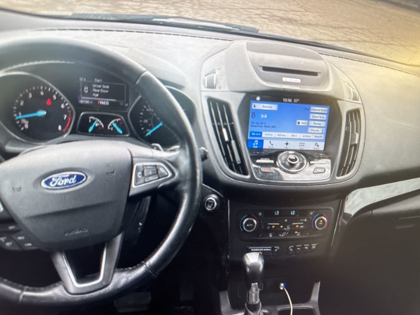 Thumbnail: 2017 Ford Escape - 16