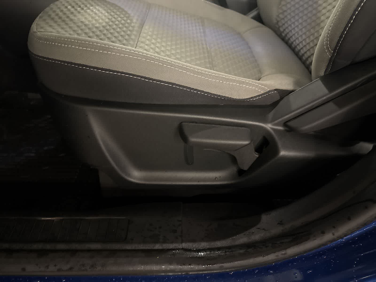 Thumbnail: 2022 Ford Escape - 16