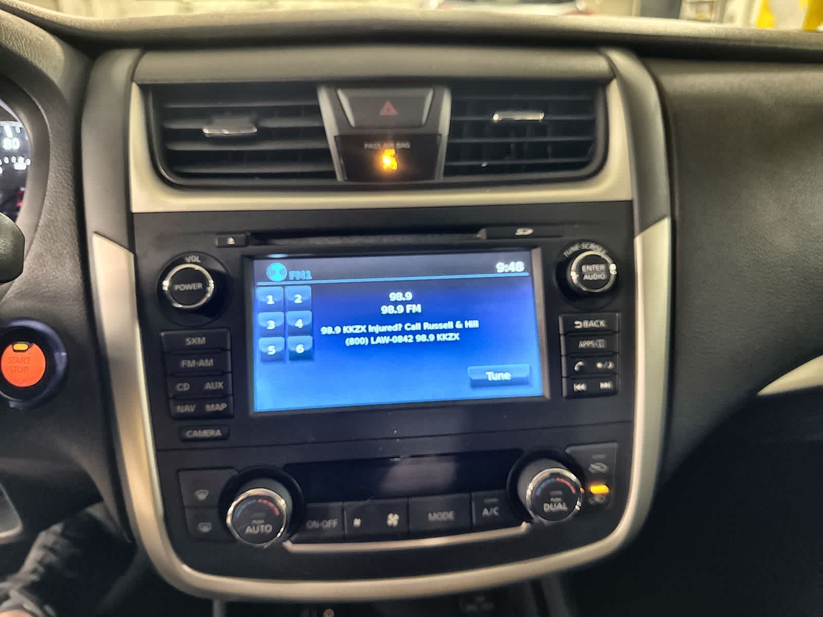 Thumbnail: 2017 Nissan Altima - 29