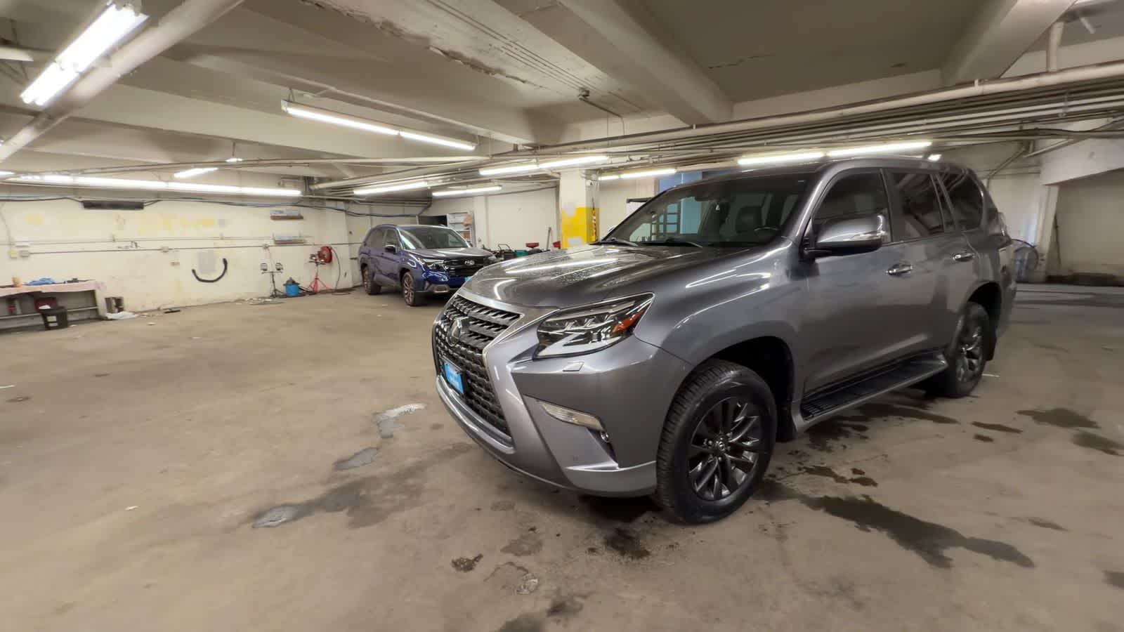 Thumbnail: 2020 Lexus GX - 4