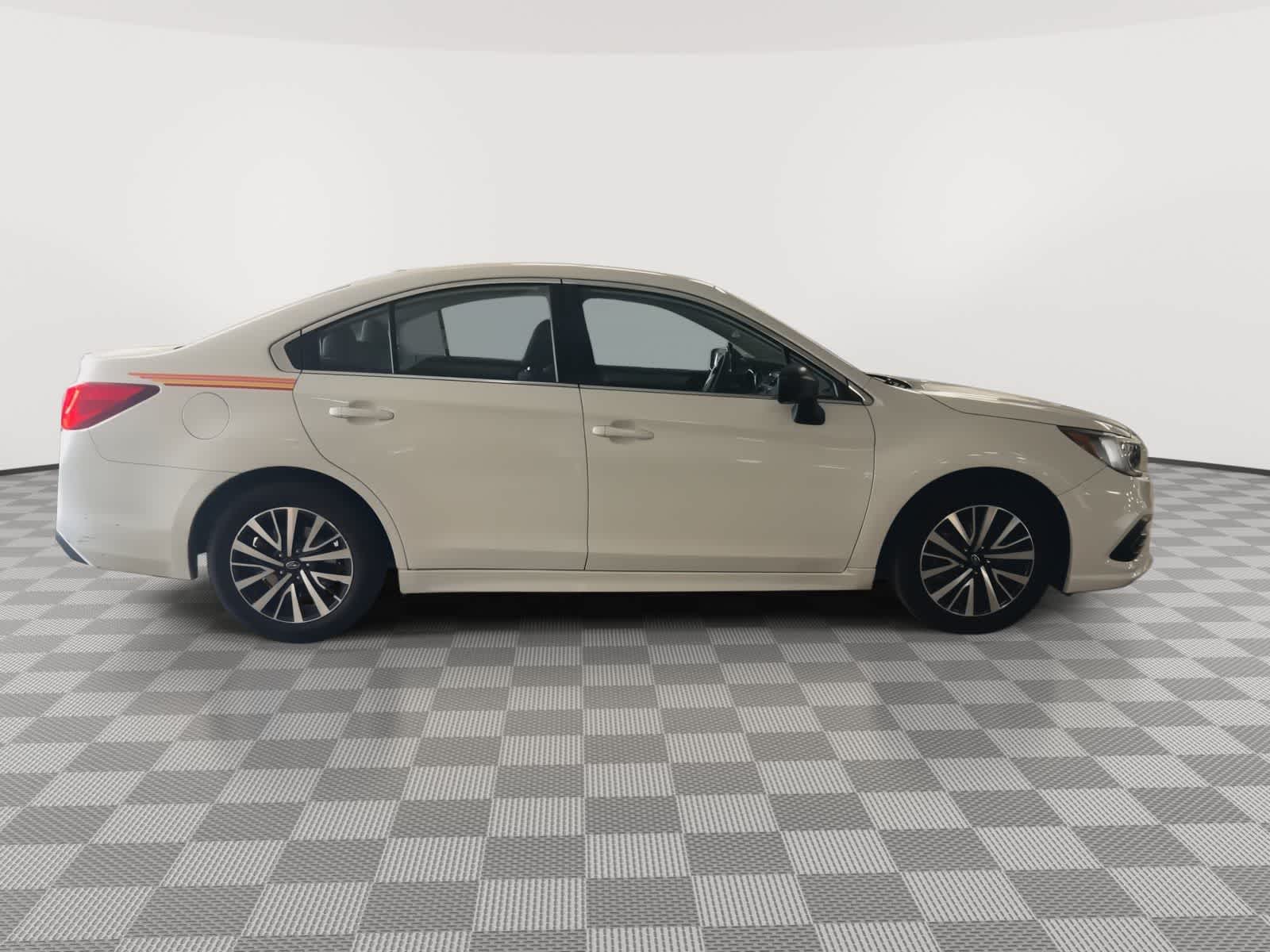 Thumbnail: 2019 Subaru Legacy - 9