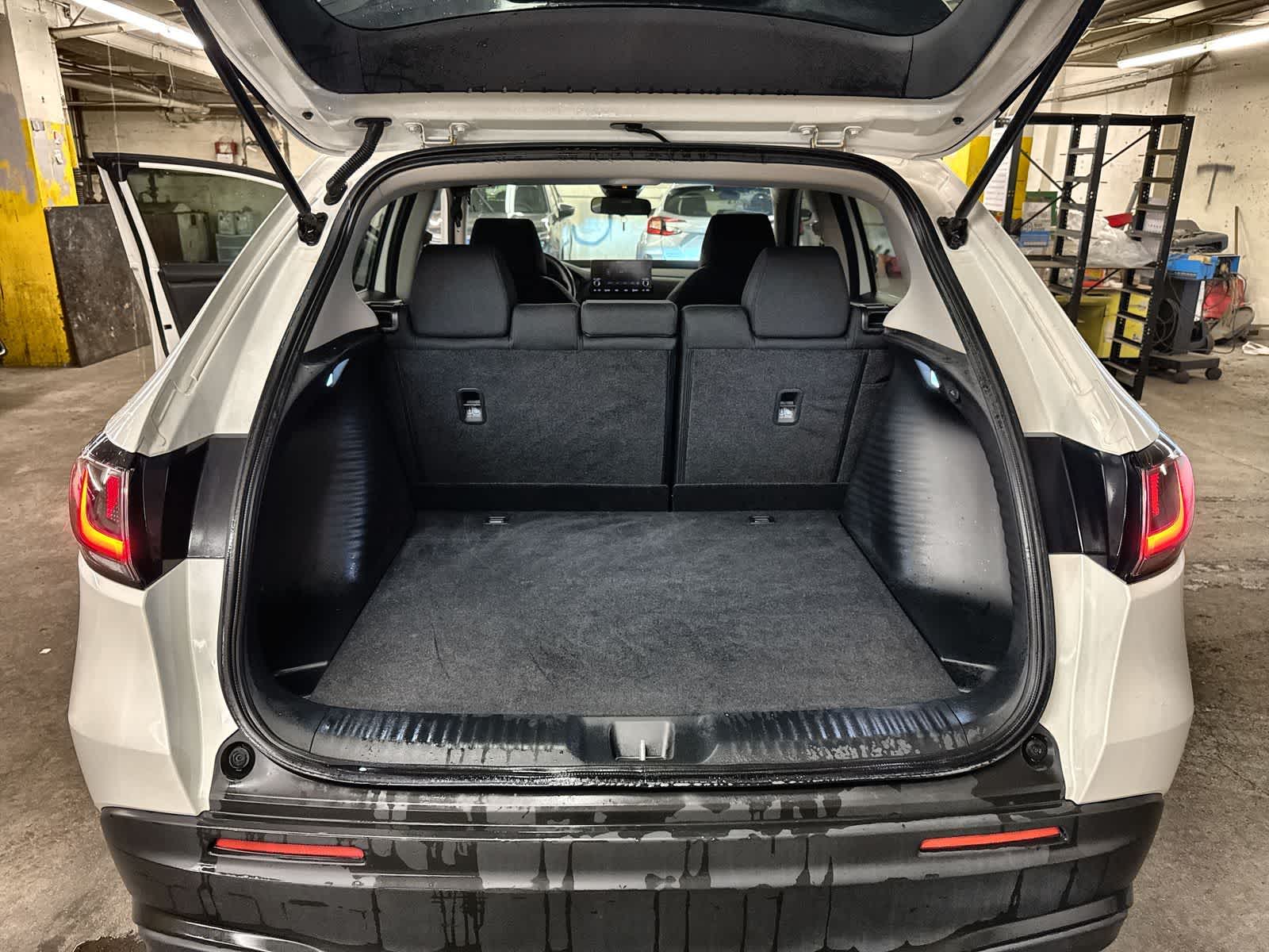 Thumbnail: 2025 Honda HR-V - 31