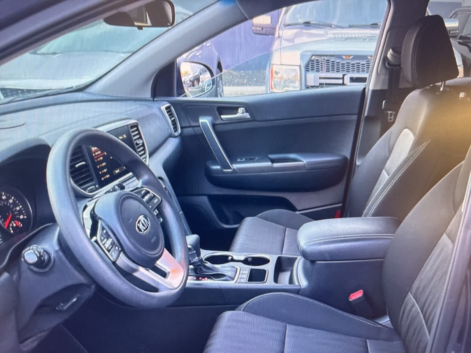 Thumbnail: 2020 Kia Sportage - 11