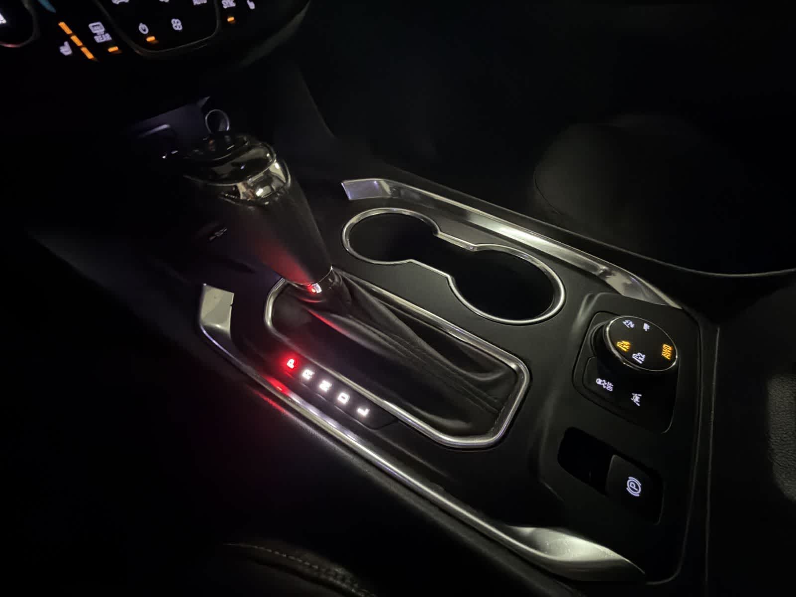 Thumbnail: 2019 Chevrolet Traverse - 35