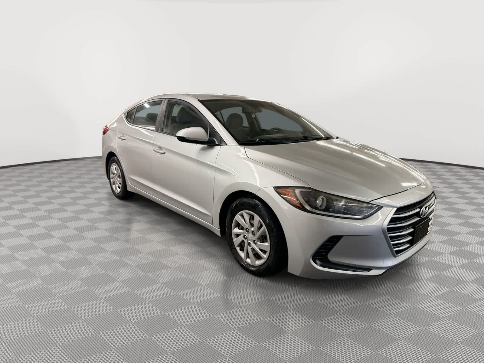 Used 2017 Hyundai Elantra SE with VIN KMHD74LFXHU087037 for sale in Spokane, WA